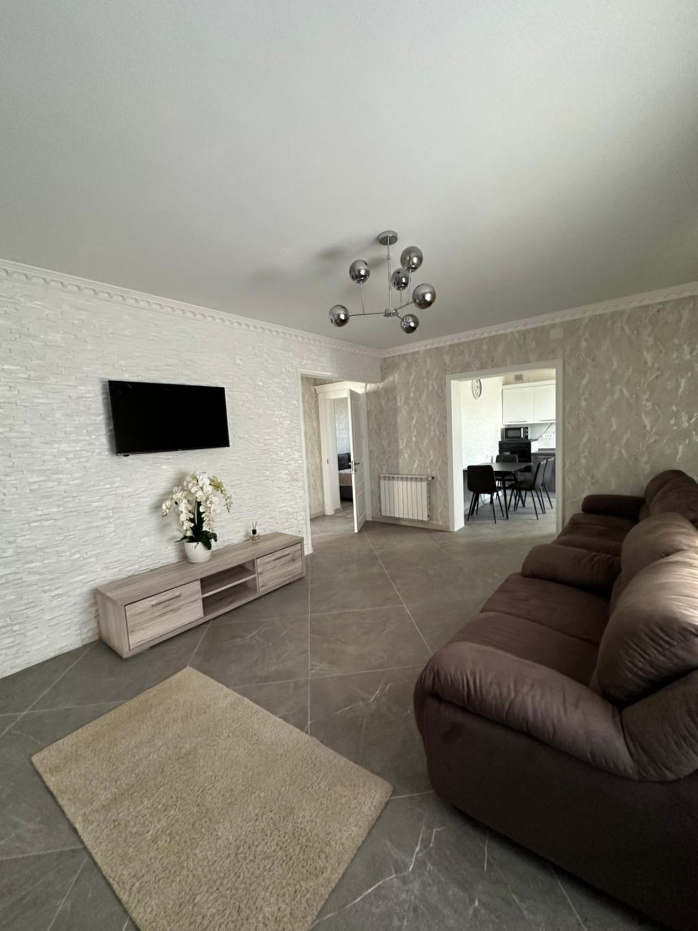 Damiani B&B