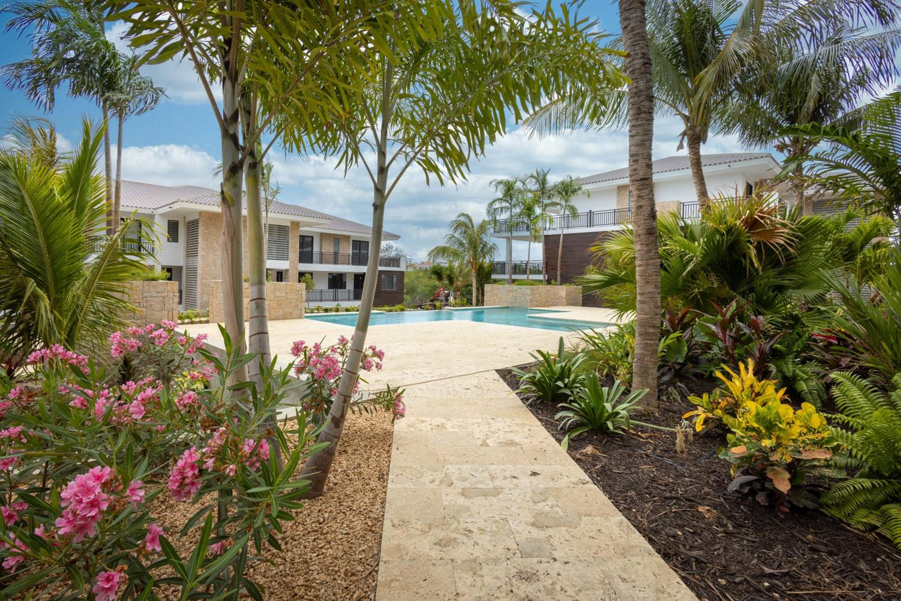 The Breeze at Blue Bay Golf & Beach Resort