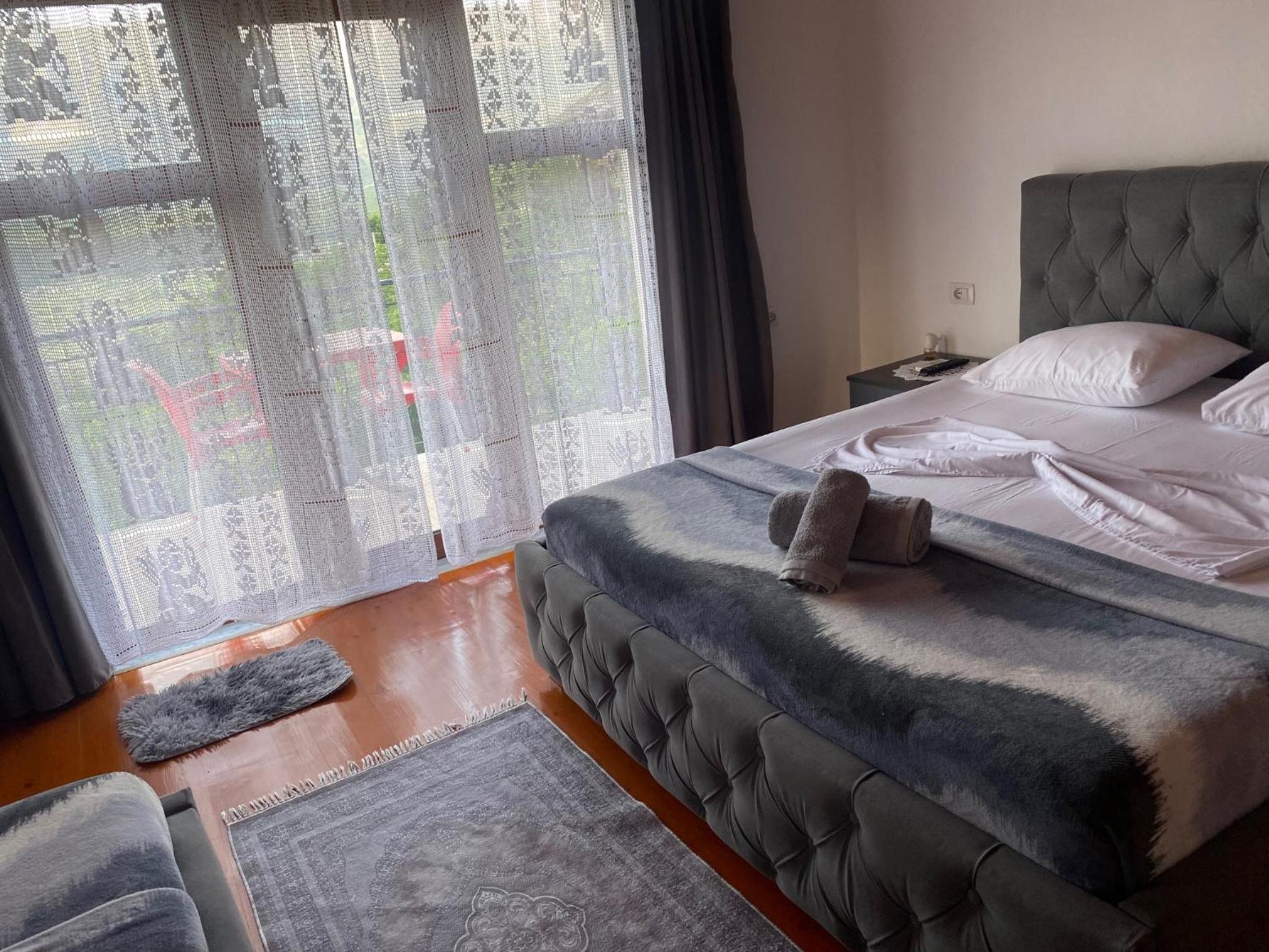 Bixhaku GuestHouse