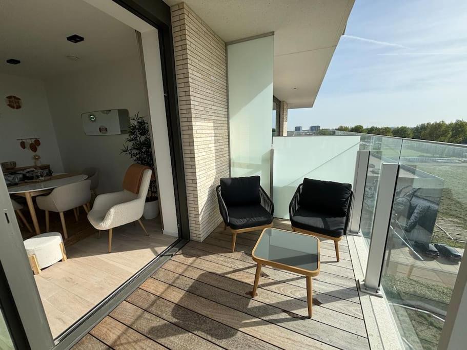 Enjoy the Belgian coast with indoor heated swimmingpool and fitness