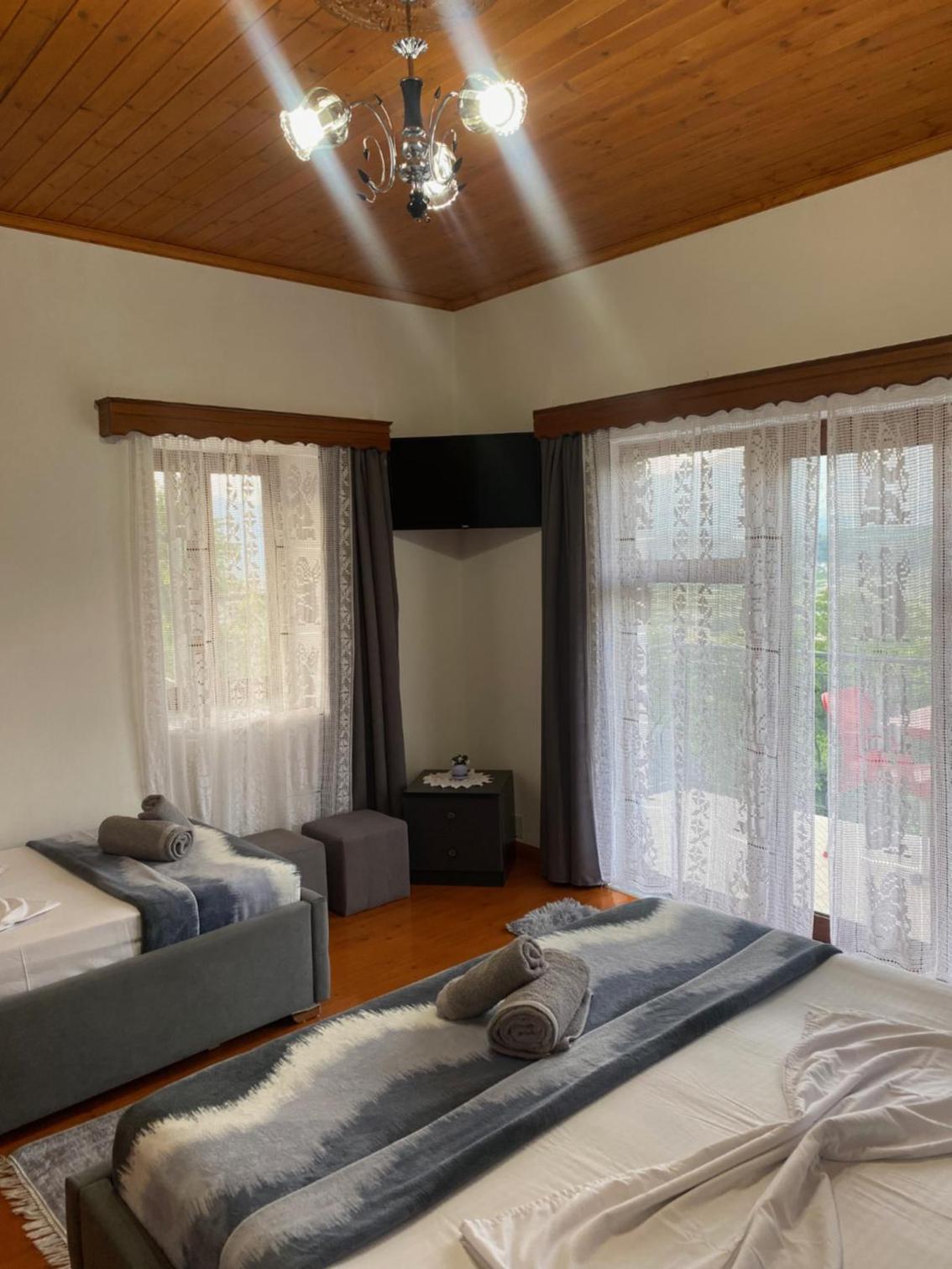 Bixhaku GuestHouse