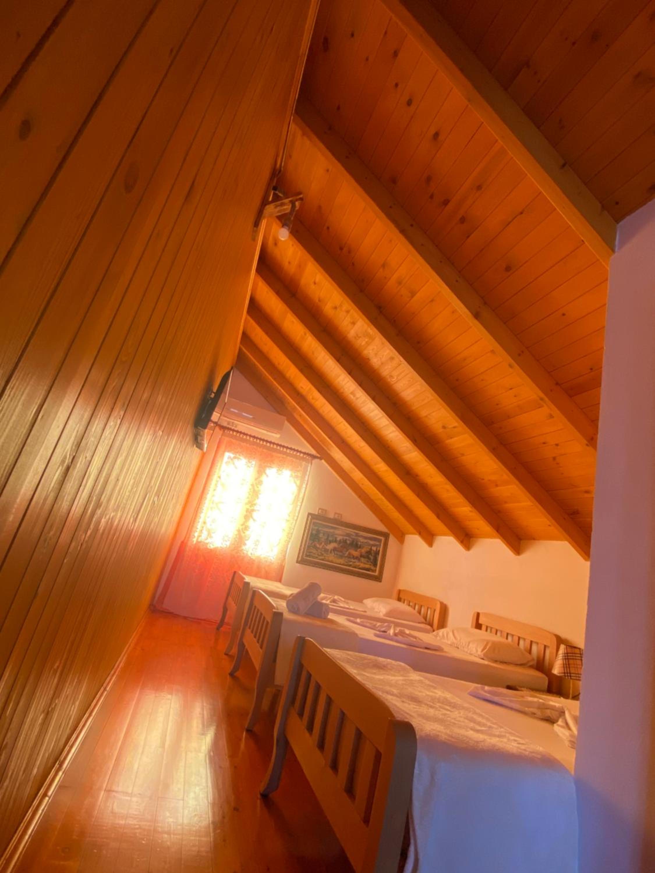 Bixhaku GuestHouse