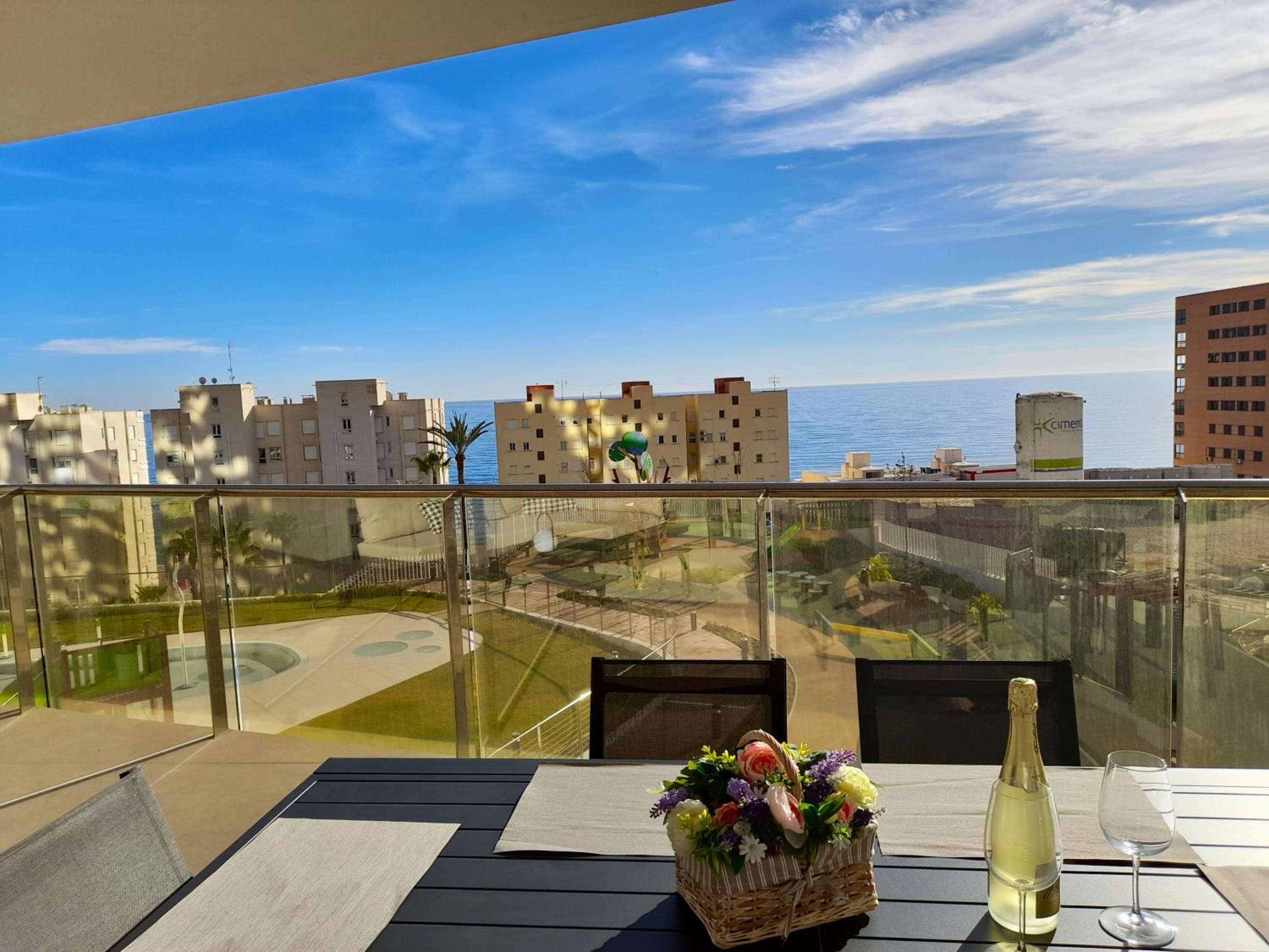 Sunset Cliffs 3 bedrooms apartment