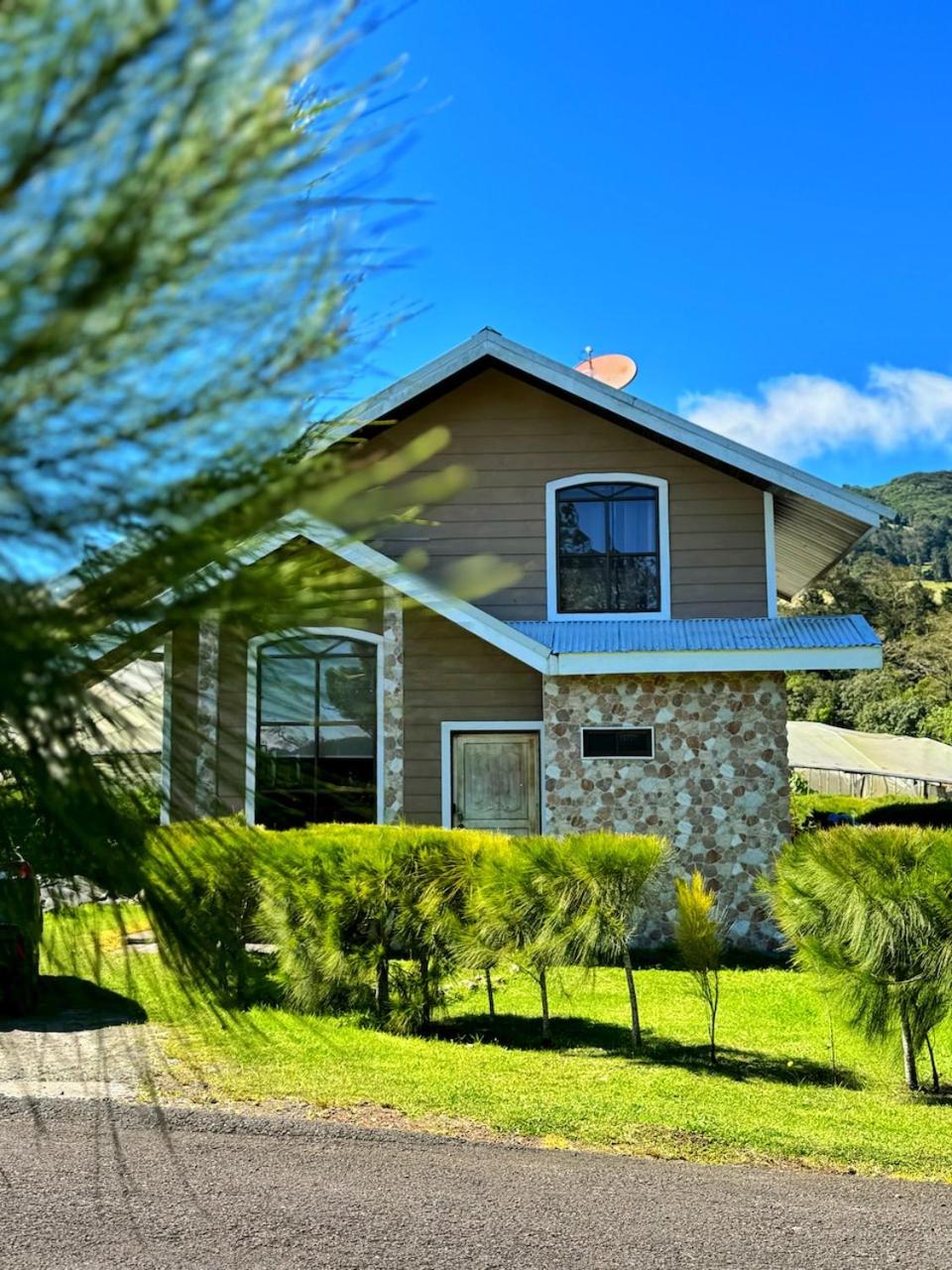 Sinà-Poas Green Chalets