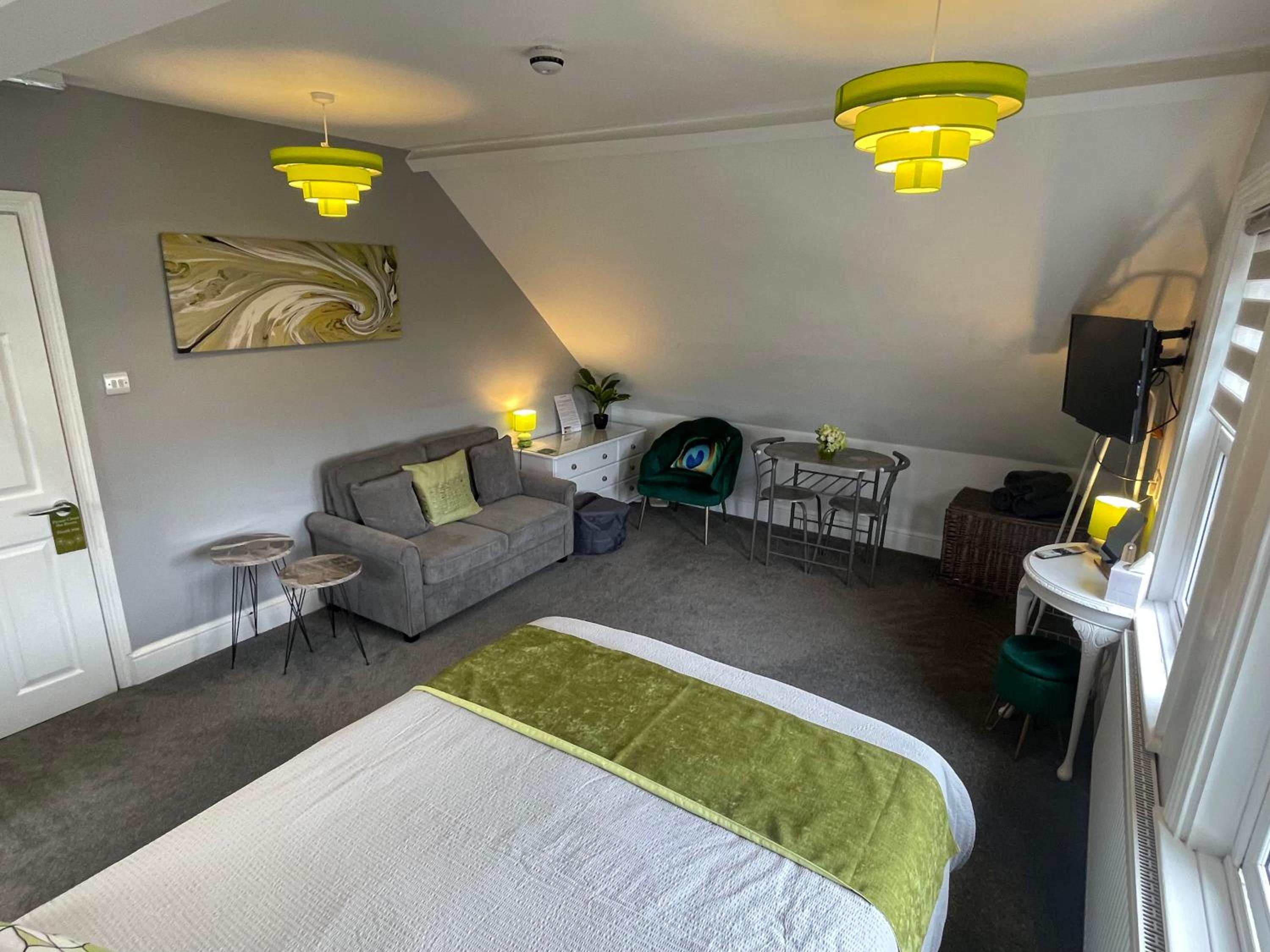 Rivendell Holiday Studios & Suite