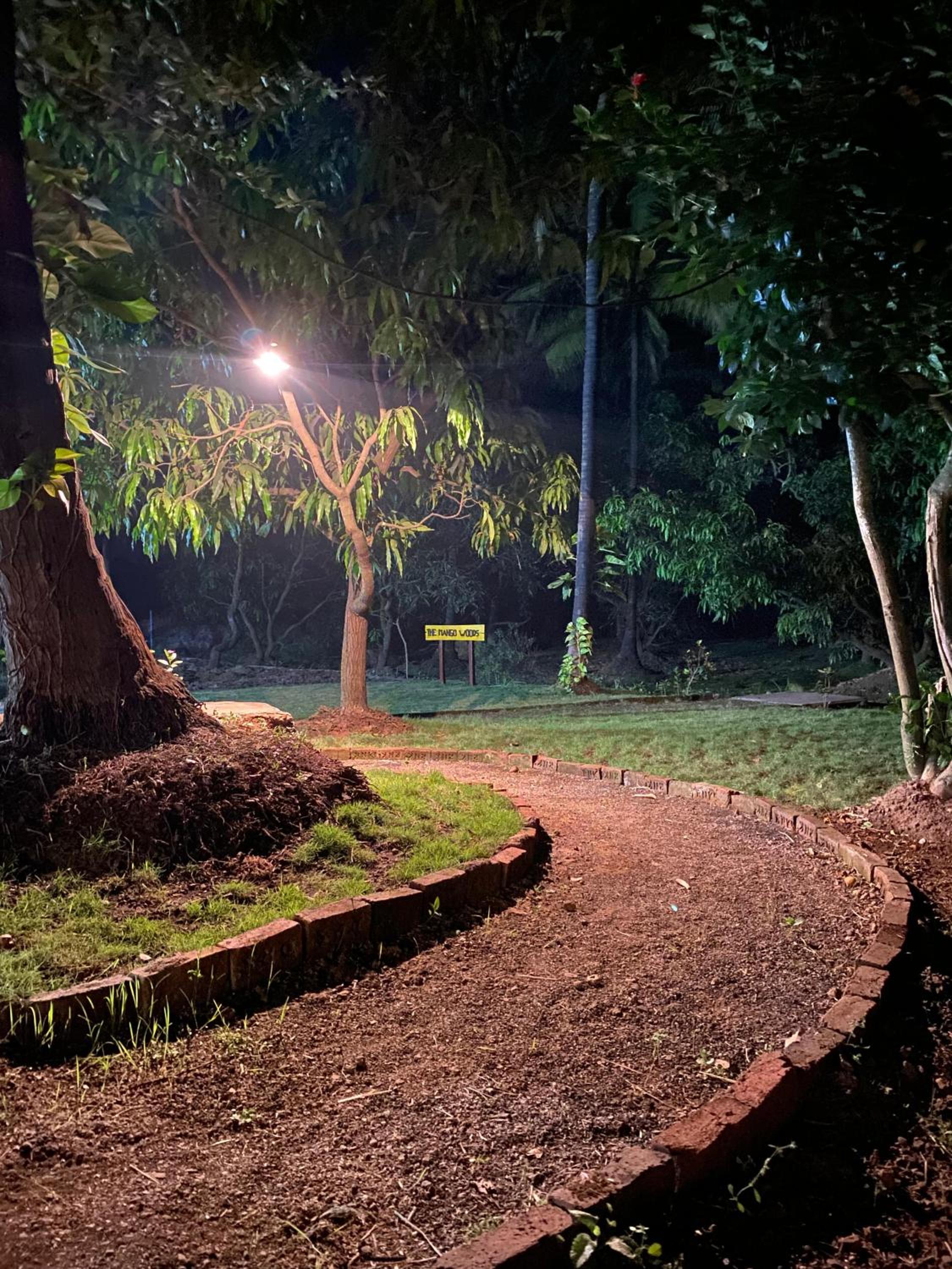 The Mango Woods Cottage with Bathtub in Alibag with Swimming Pool
