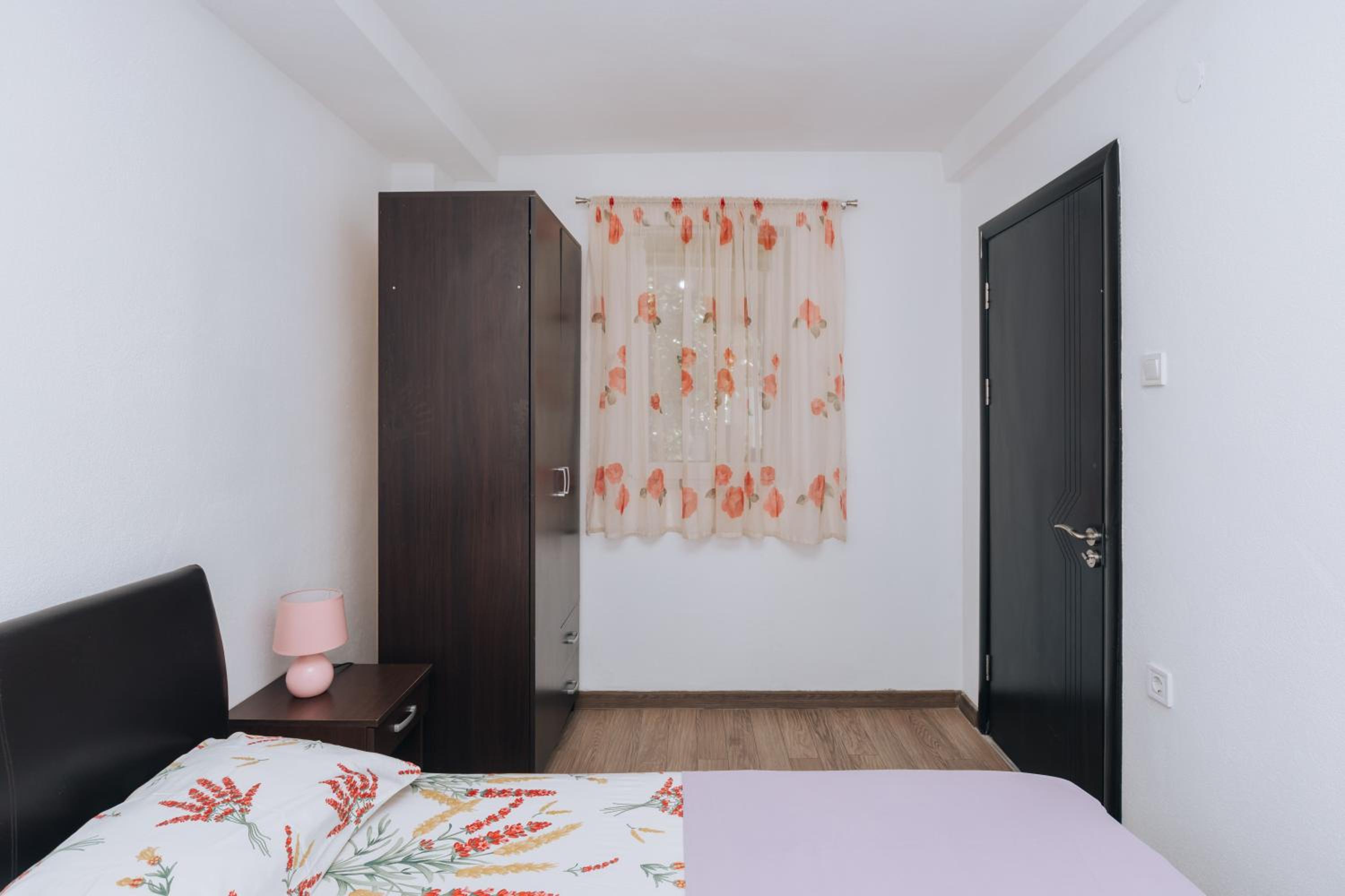 Paradise Bay Apartments