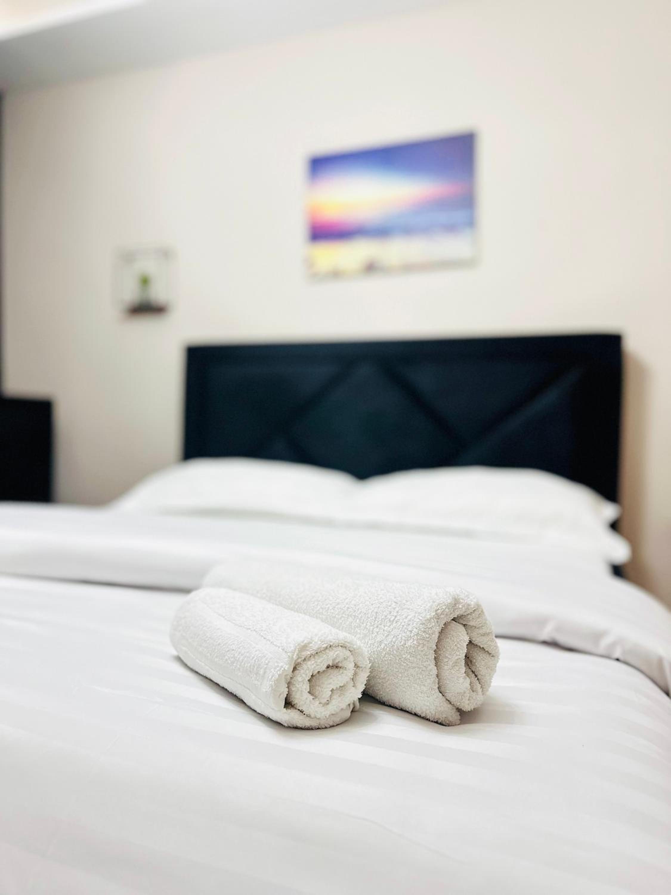 Bllok: Central Cozy Stay, 24/7 Self Check-in