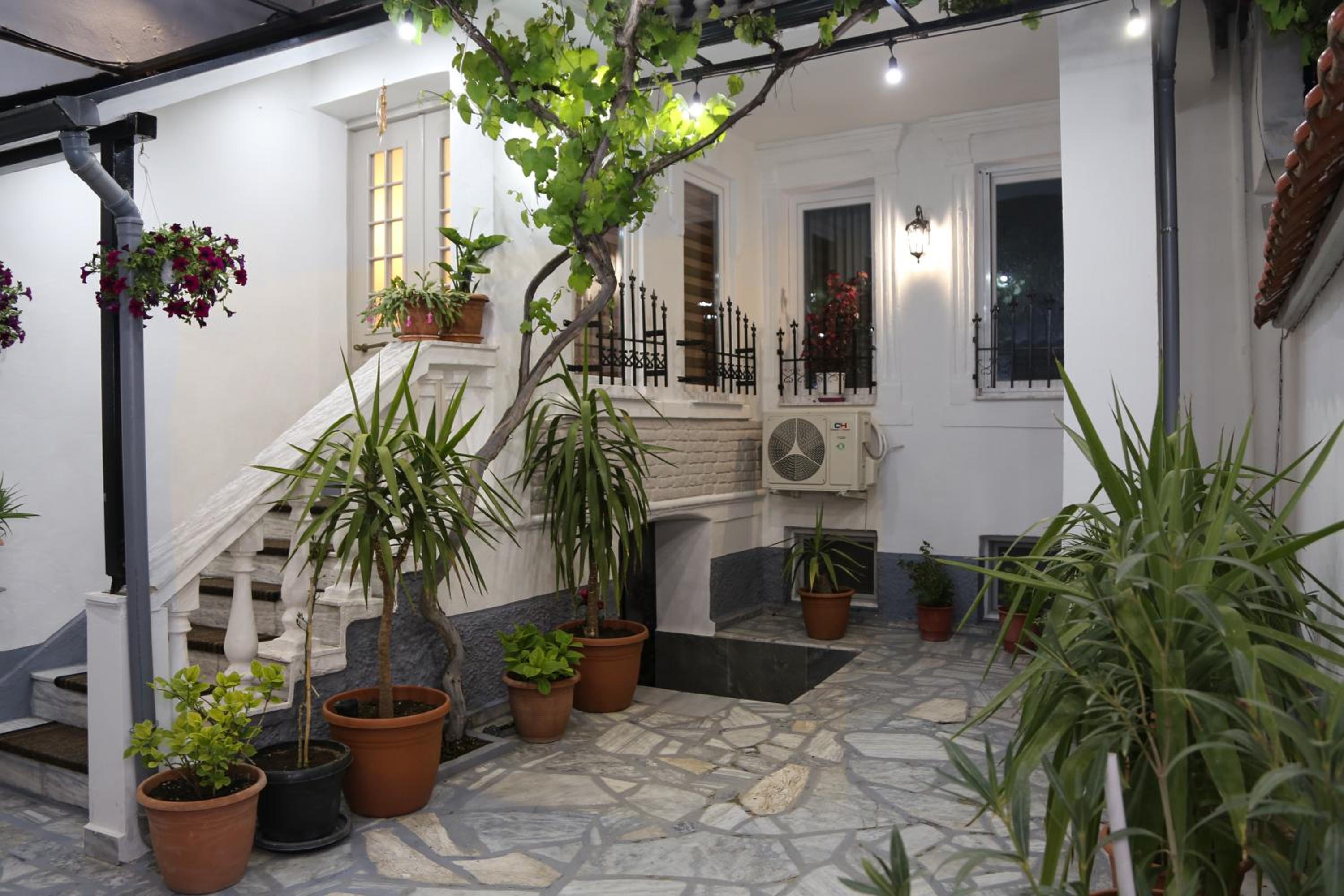 Vila Emre