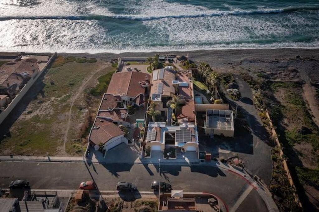 Fabulous Oceanfront Estate, Sleeps 24 Pool Jacuzzi view 5