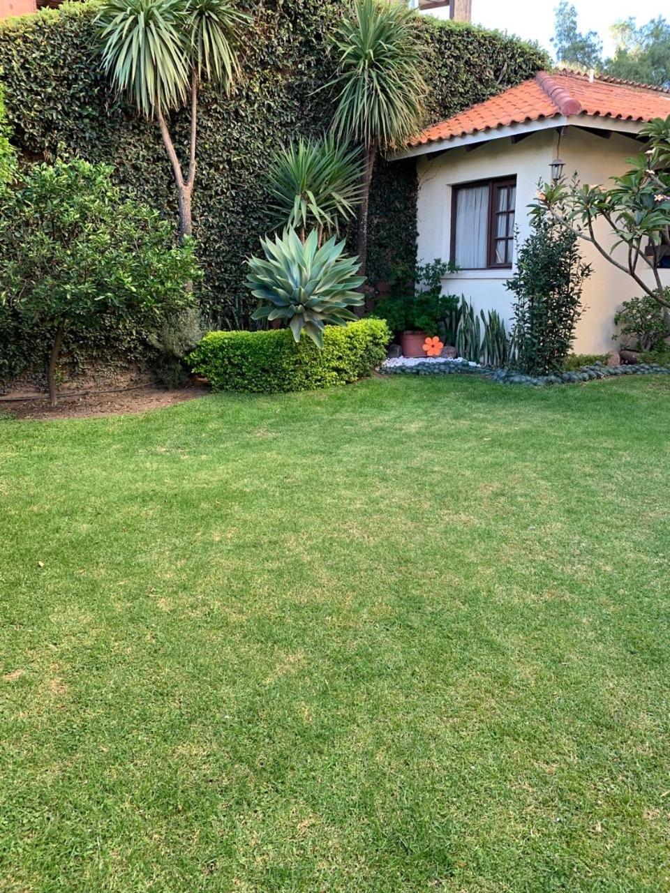 Apartamento con jardin