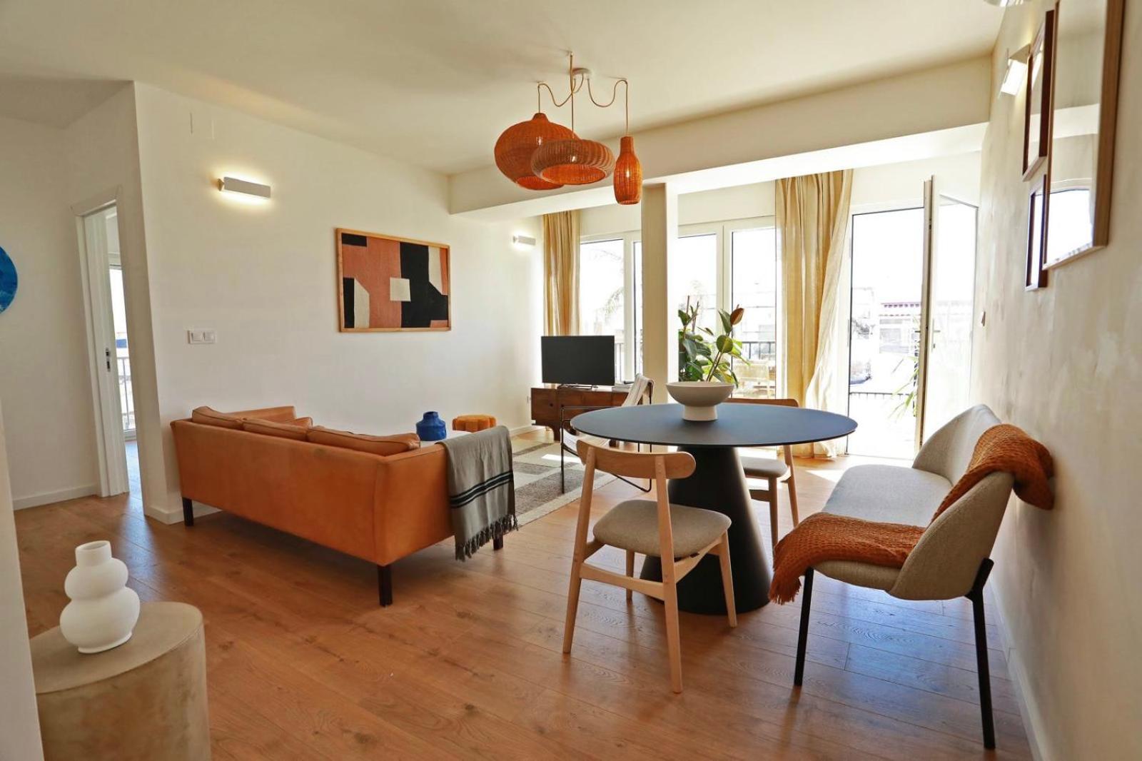 Octopus House 2 bedroom (1B) view 2