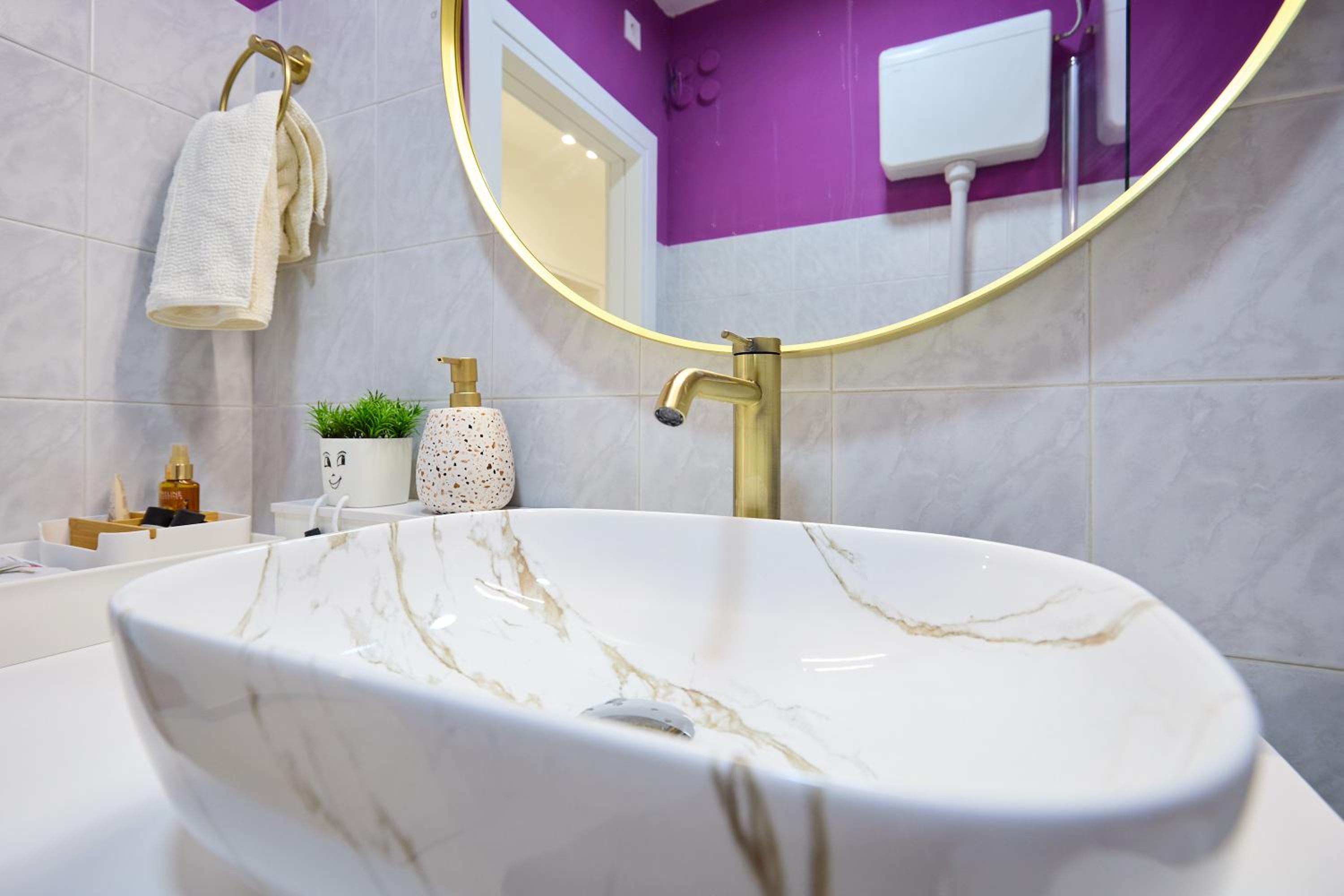 GOLDEN ROSE - walking distance 1 km from old town
