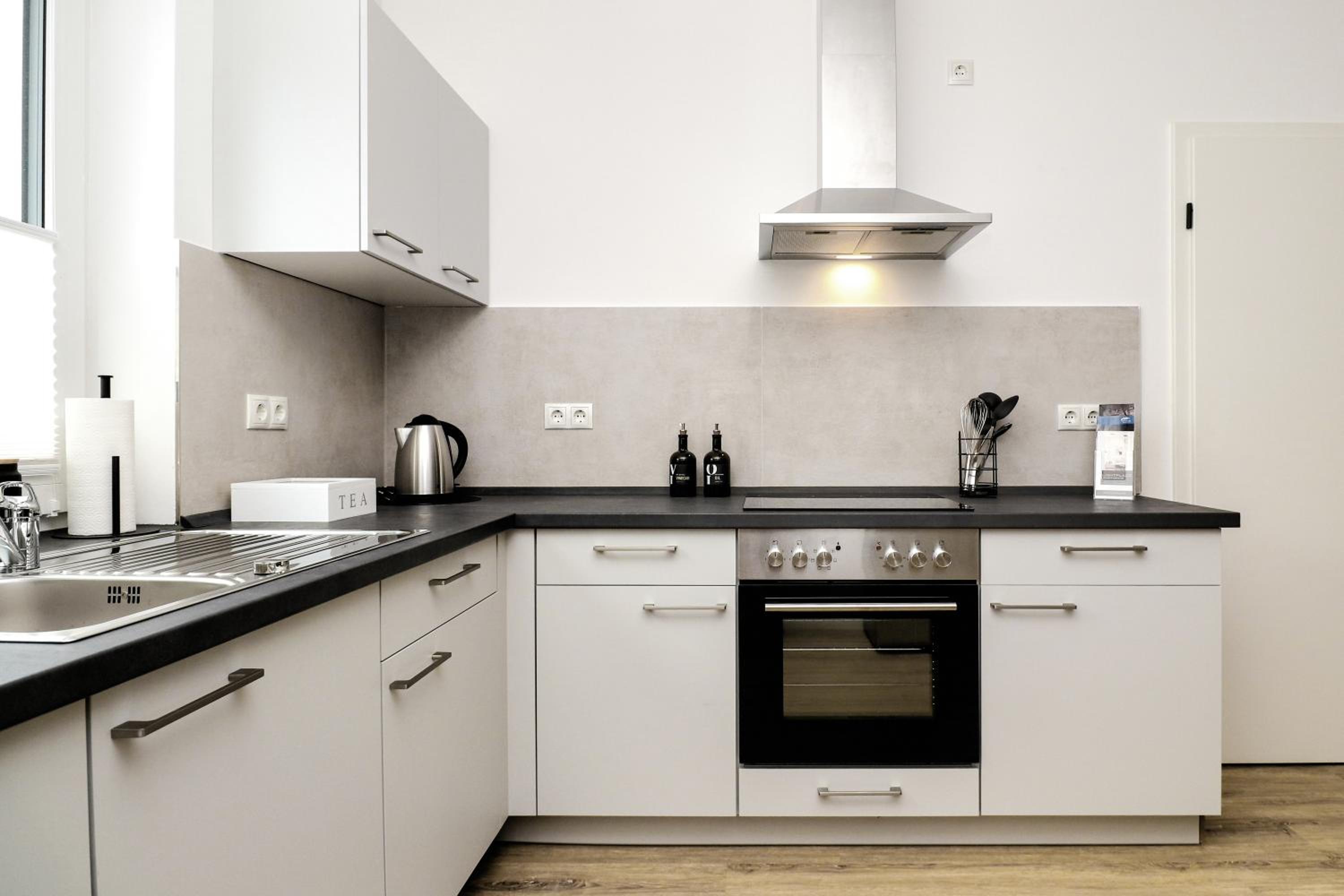 LIGHTPLACE - Moderne Apartments in Braunschweig - Balkon - Netflix - Am Kanal