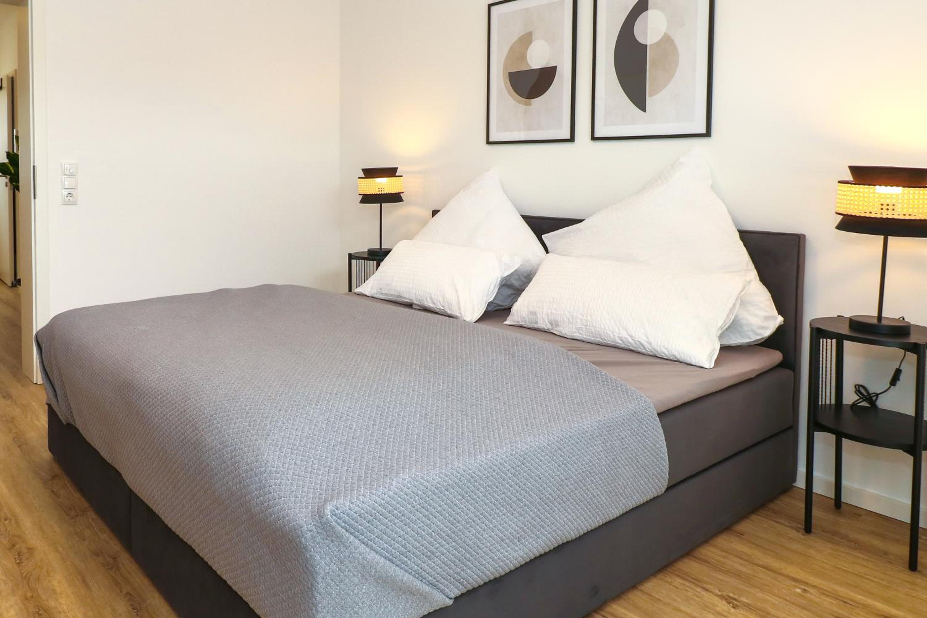 LIGHTPLACE - Moderne Apartments in Braunschweig - Balkon - Netflix - Am Kanal