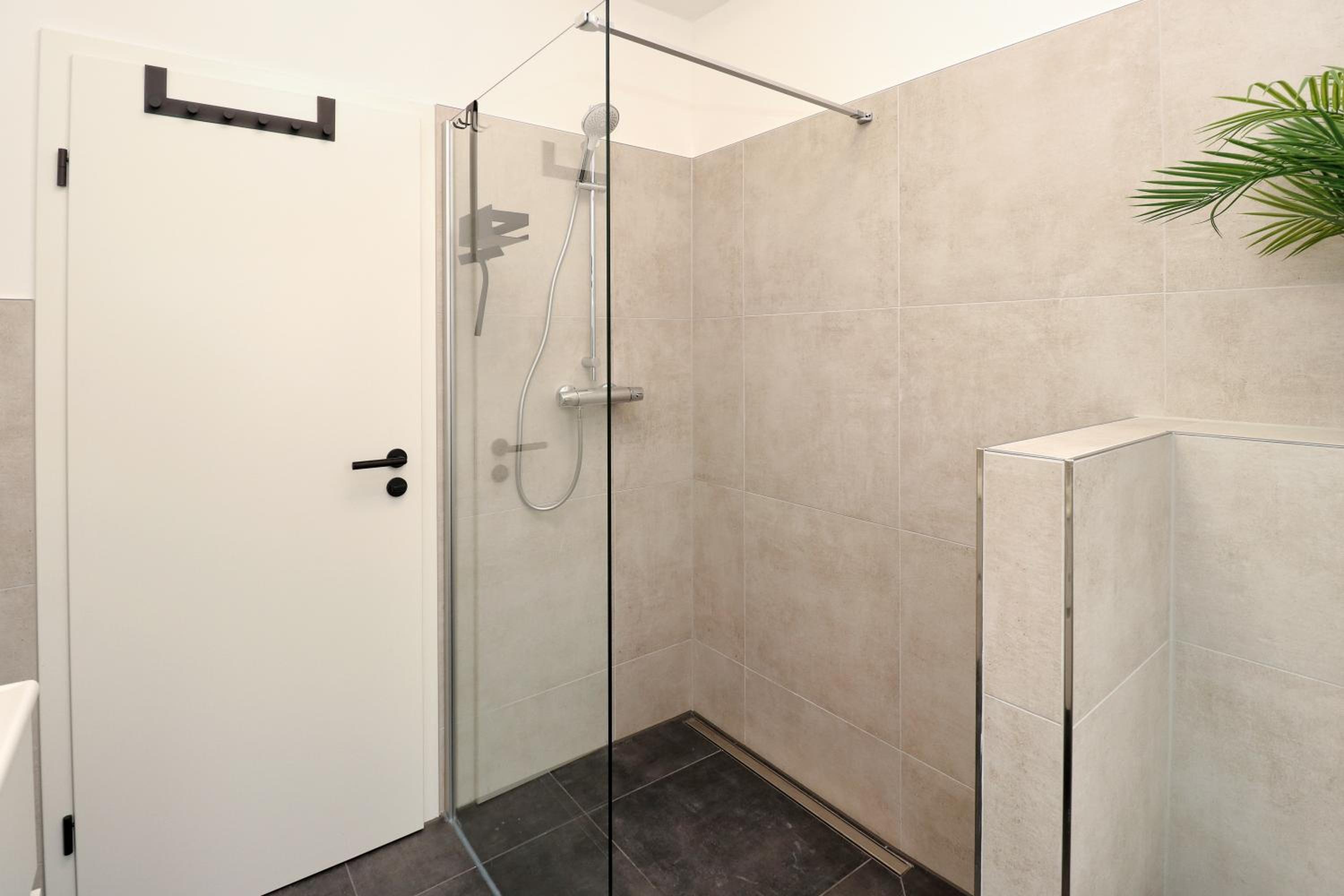 LIGHTPLACE - Moderne Apartments in Braunschweig - Balkon - Netflix - Am Kanal