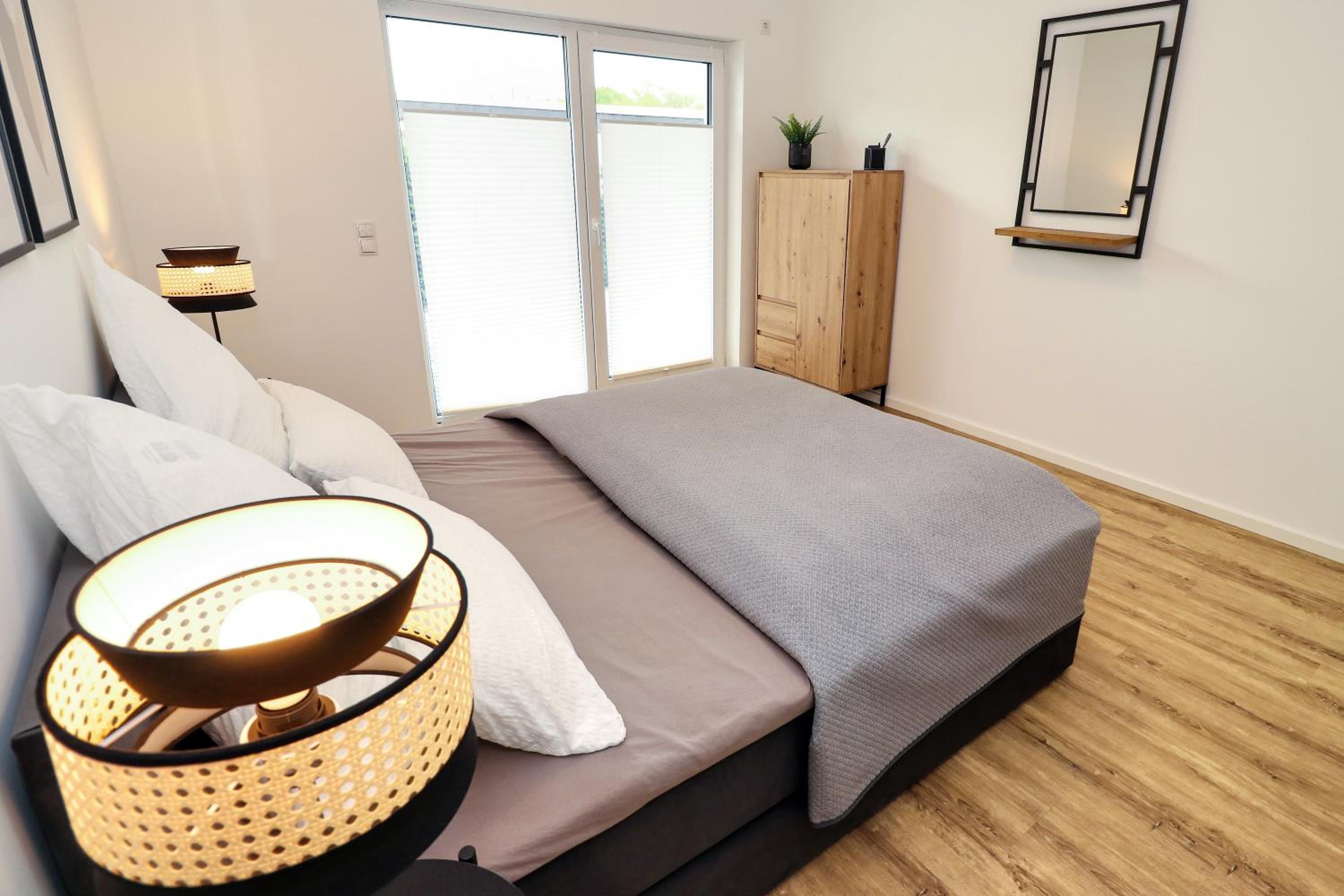 LIGHTPLACE - Moderne Apartments in Braunschweig - Balkon - Netflix - Am Kanal