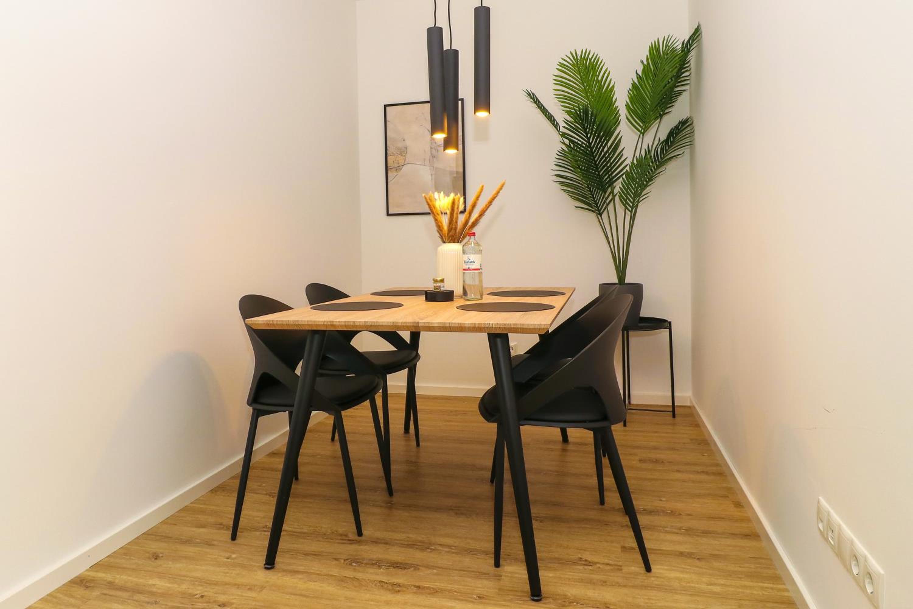 LIGHTPLACE - Moderne Apartments in Braunschweig - Balkon - Netflix - Am Kanal