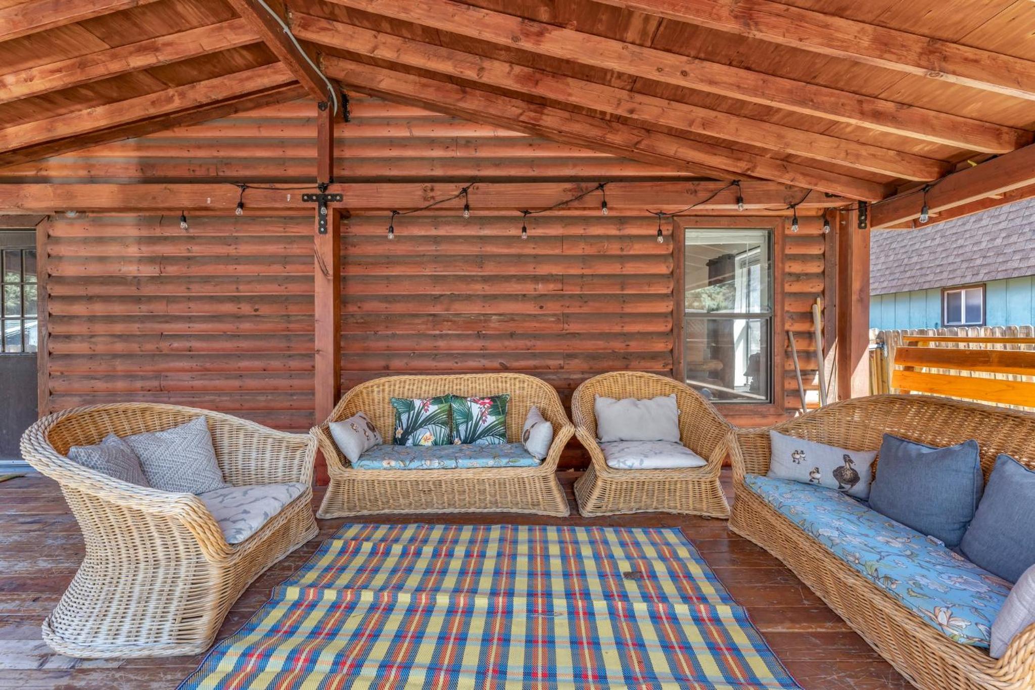 Country Club Chalet