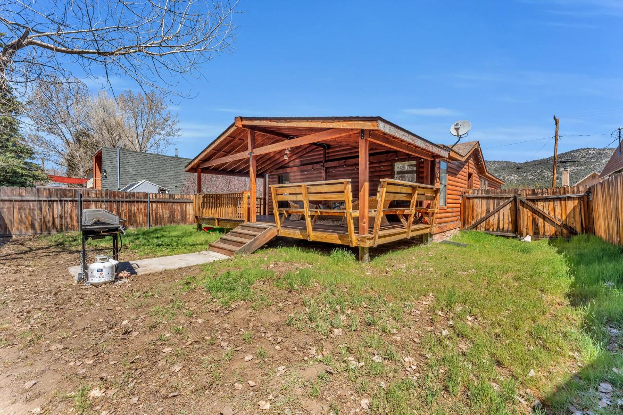 Country Club Chalet