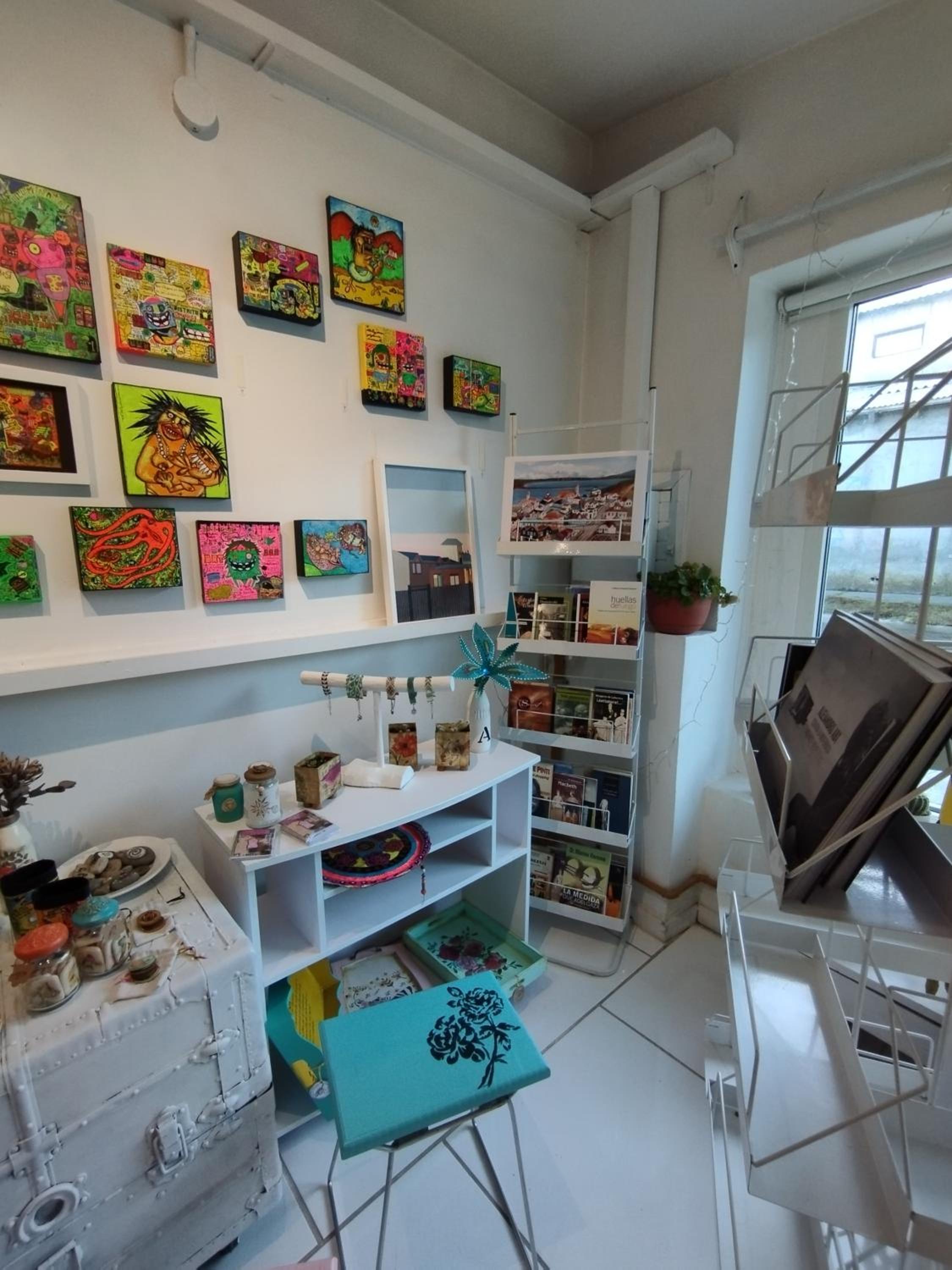 Casa Gorrión escarlata