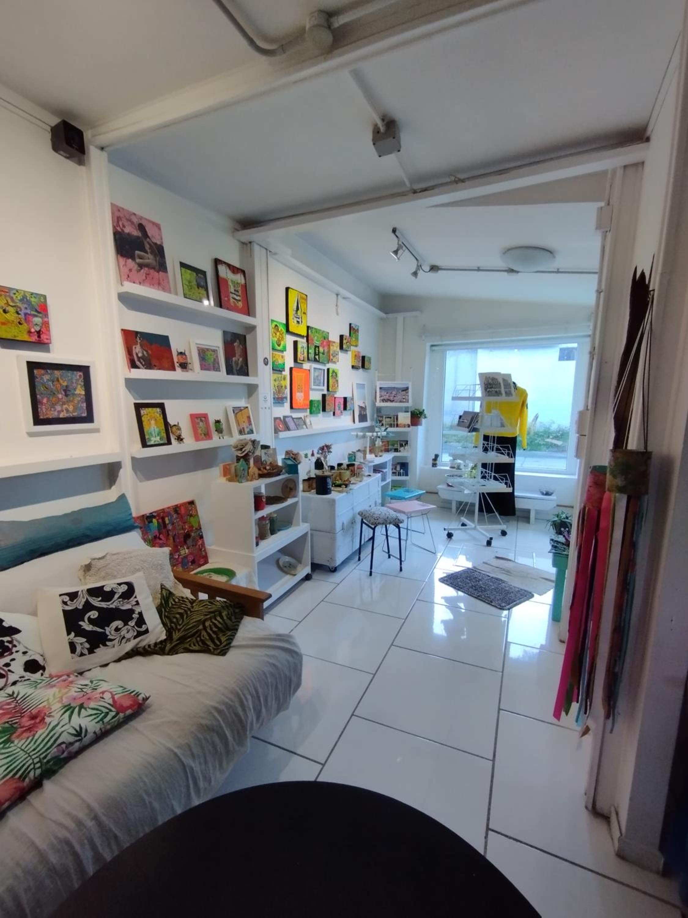 Casa Gorrión escarlata