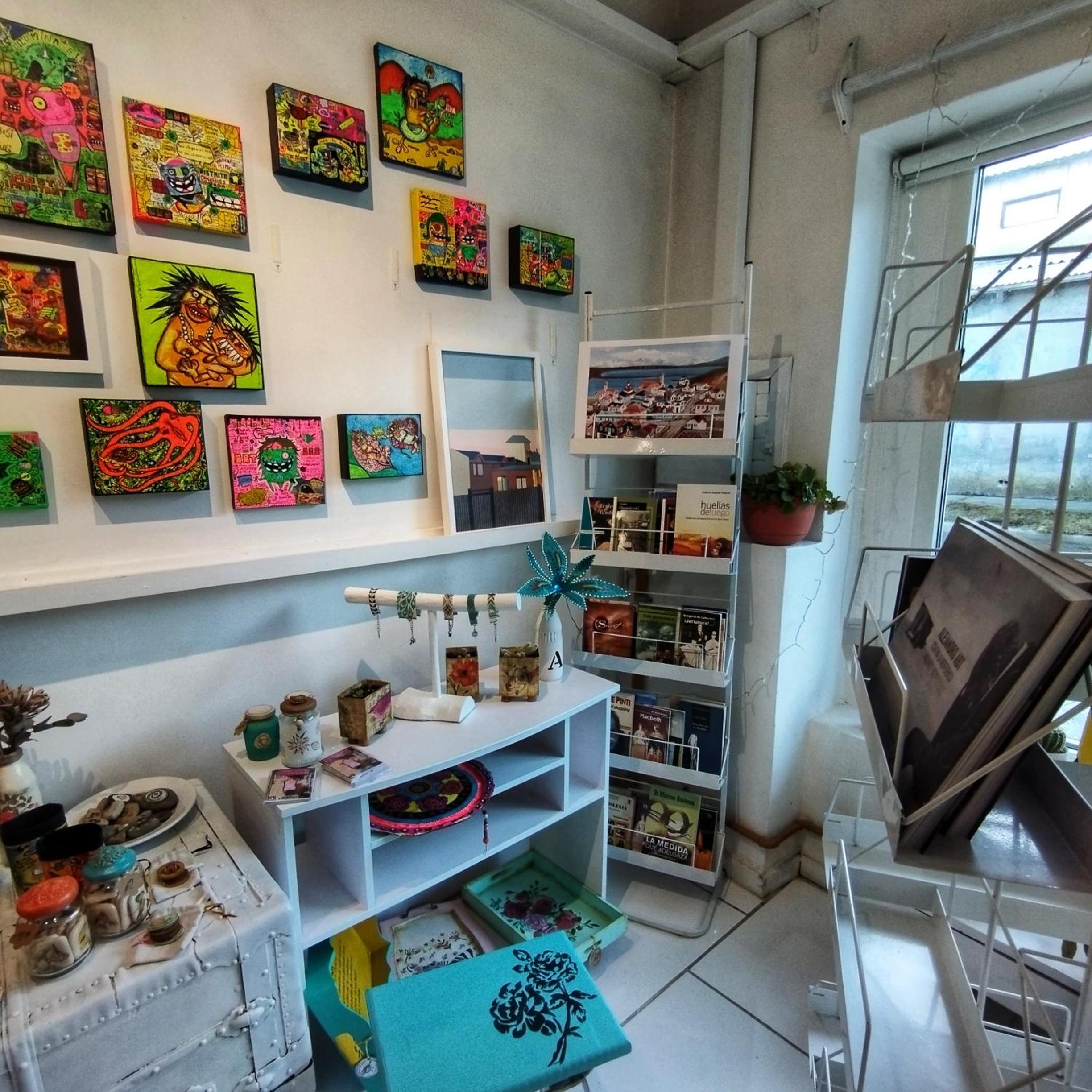 Casa Gorrión escarlata