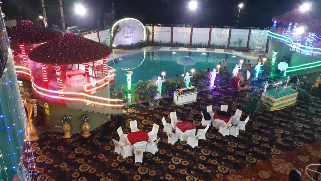 Maharaja Klyde Inn view 5