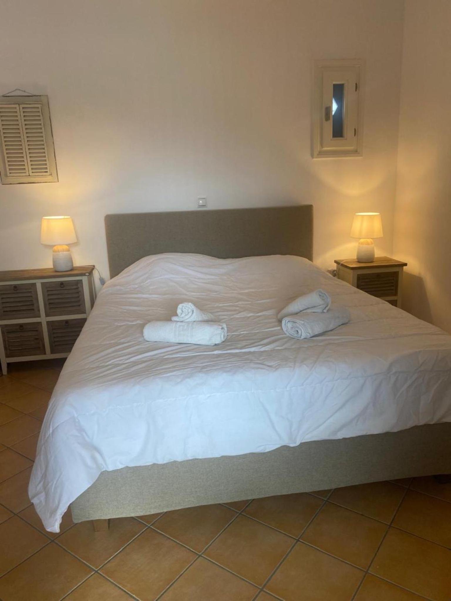 Cycladic Elegant Apartment photo 4