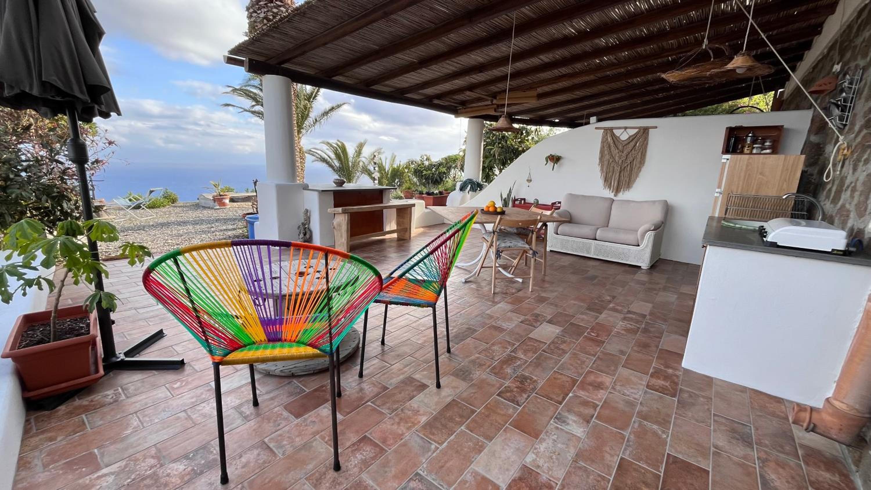 Case Quattrocchi - Giardino e Terrazzi con vista Panoramica sul Mare, Etna e Vulcano