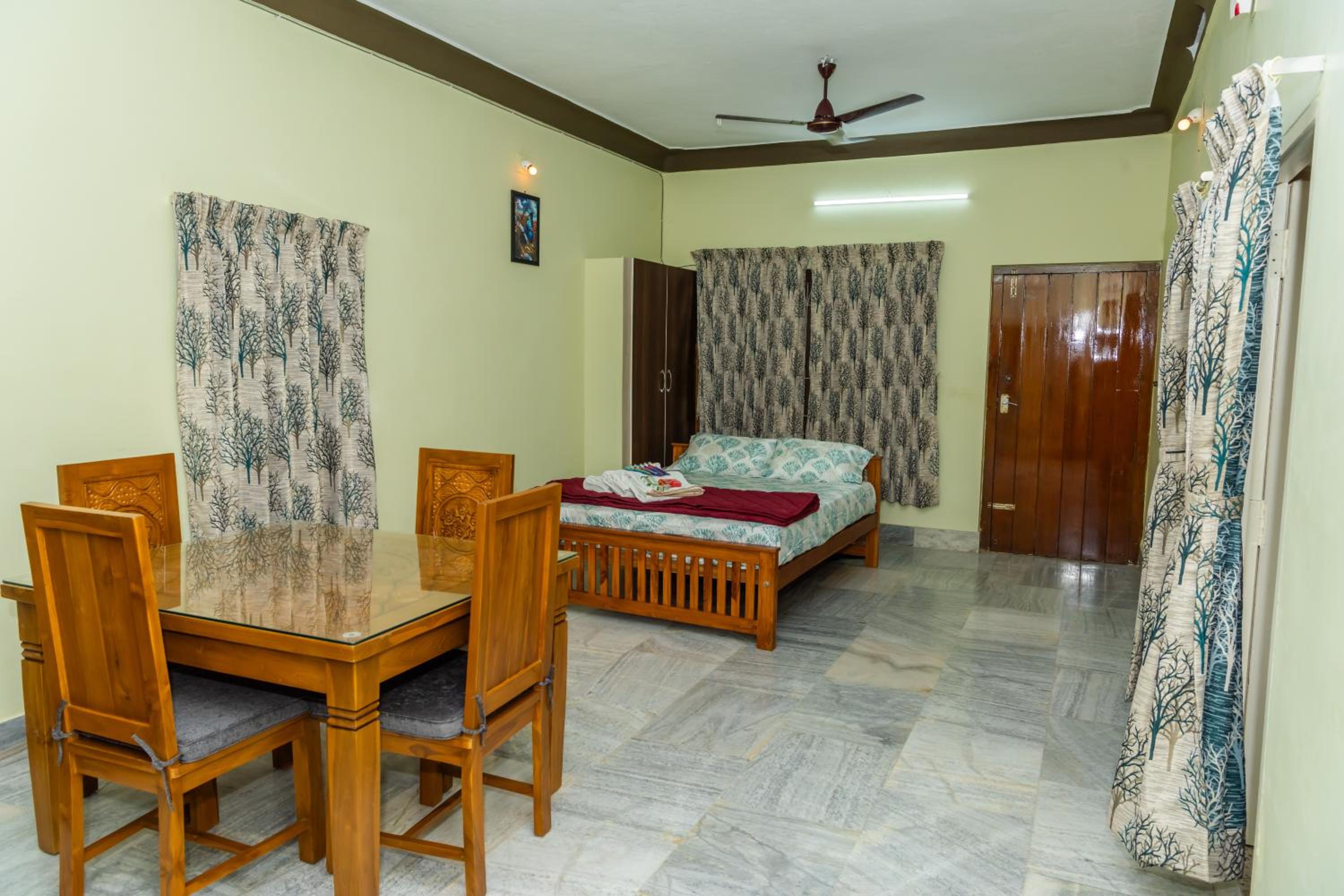 Live Inn RMS view 3