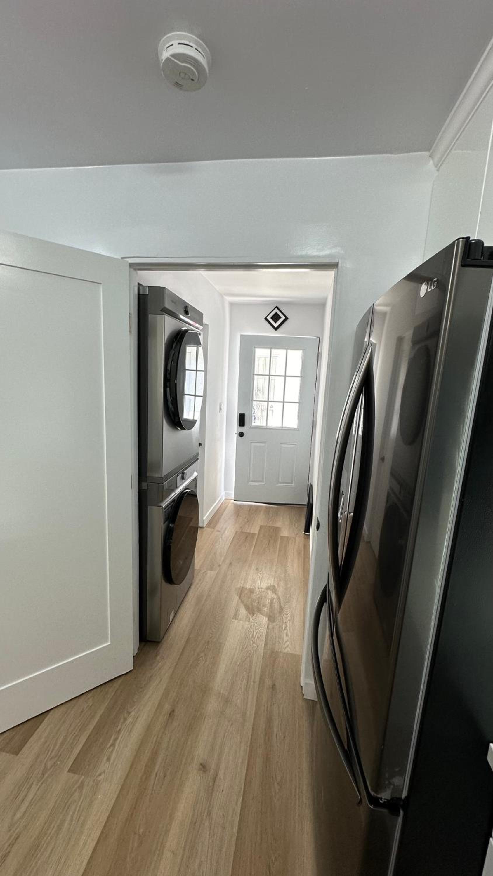 Modern 2BR Stylish & Cozy Unit