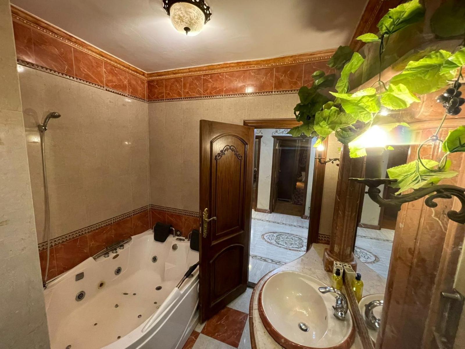 Luxurious Villa with Private Swimming Pool