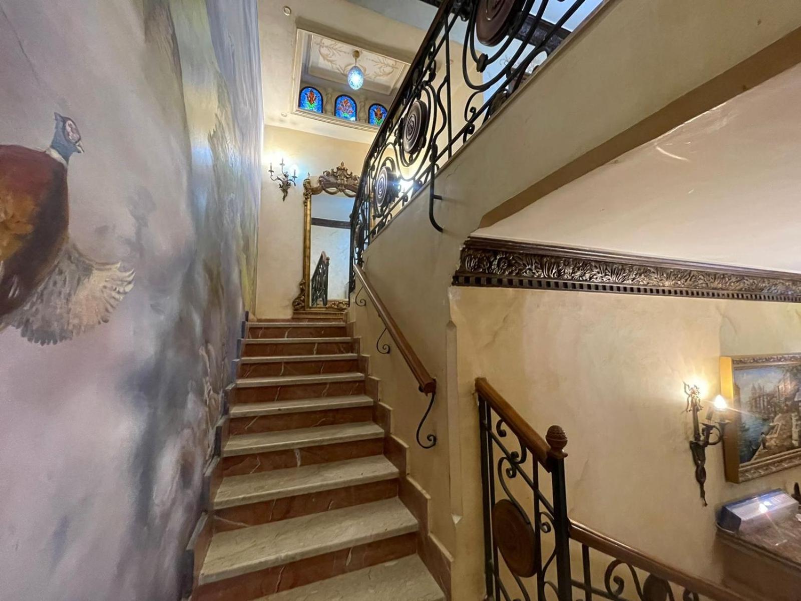 Luxurious Villa with Private Swimming Pool