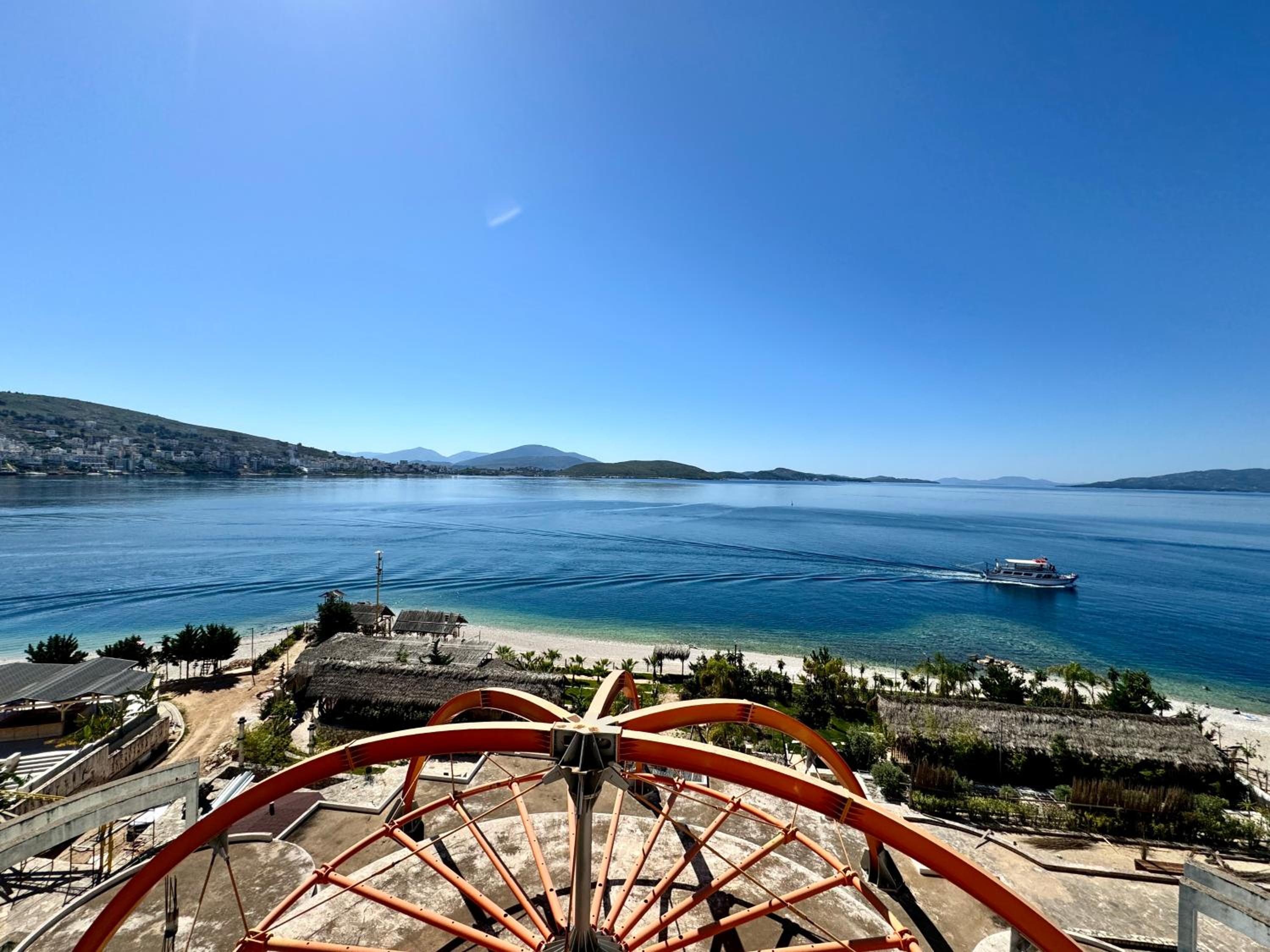 Blue Deluxe Apartment Saranda