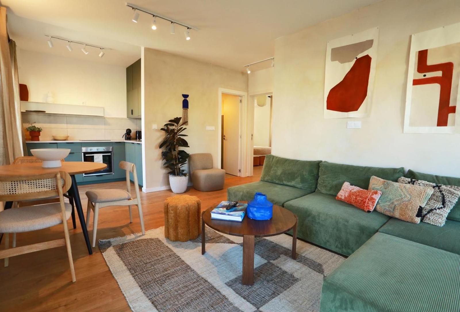 Octopus House 1 Bedroom (1A) view 3