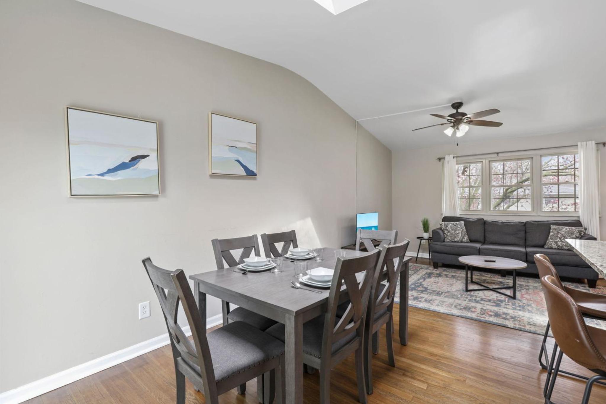 Housepitality - The Woodward Park Charmer - 4BR view 5