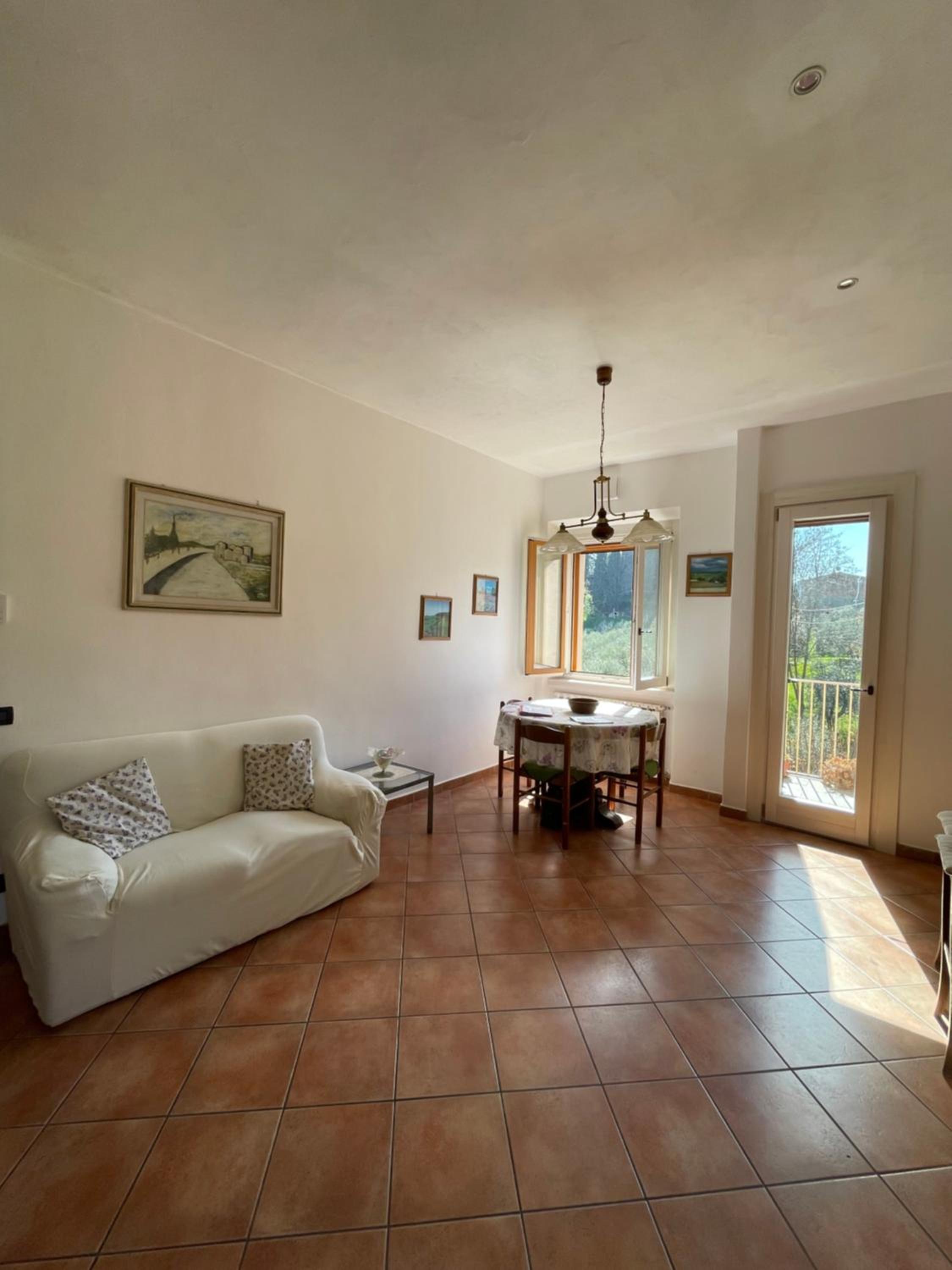 La Casa Viola view 3