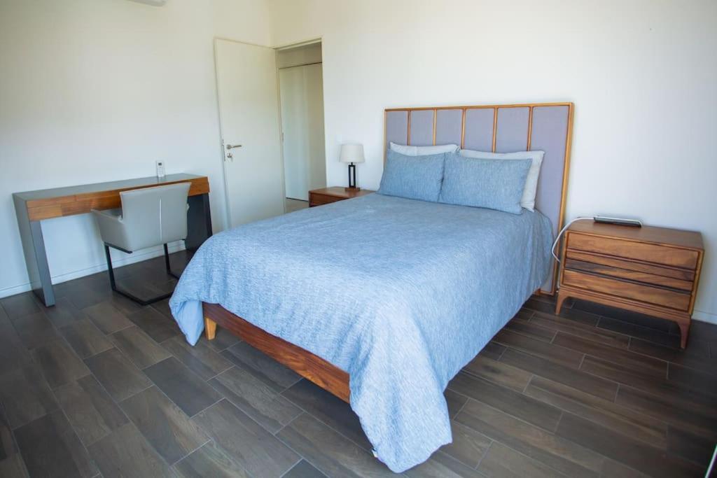 Spacious 3 bedroom apartment with cool amenities
