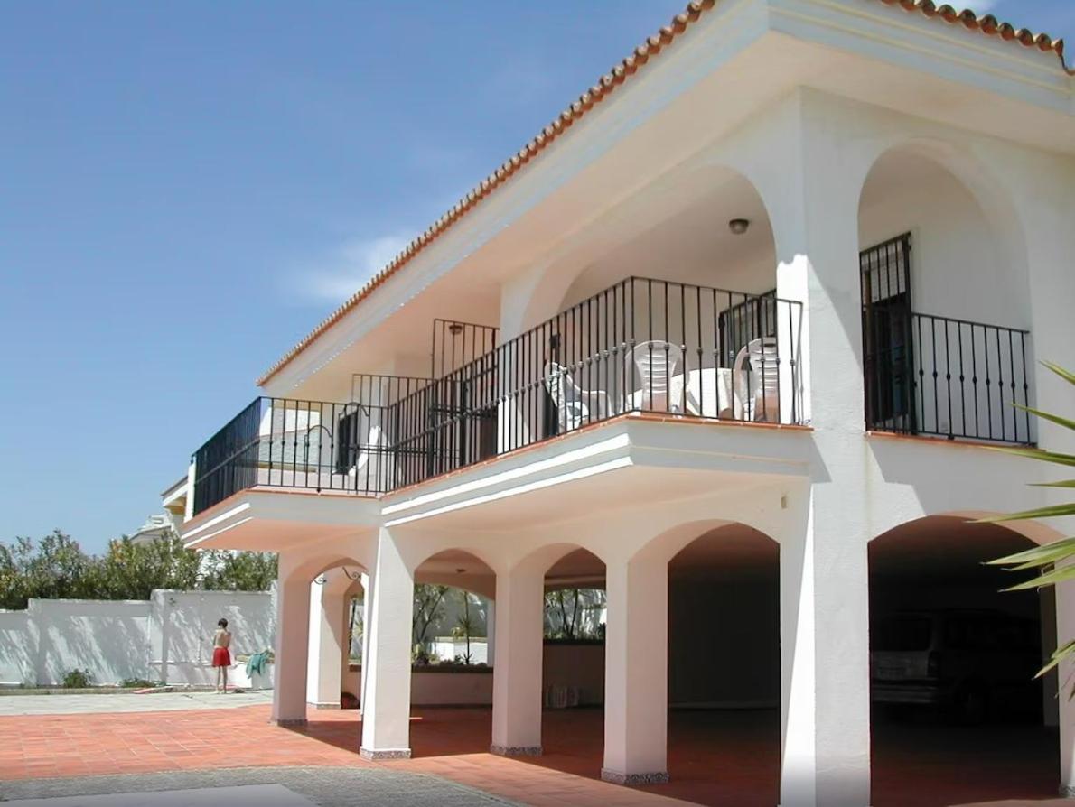 Chalet espectacular e independiente, primera línea de playa en Huelva