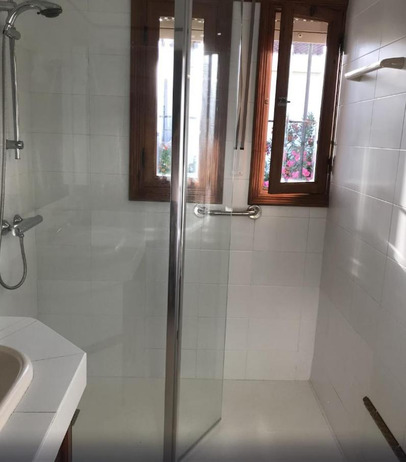 Chalet espectacular e independiente, primera línea de playa en Huelva