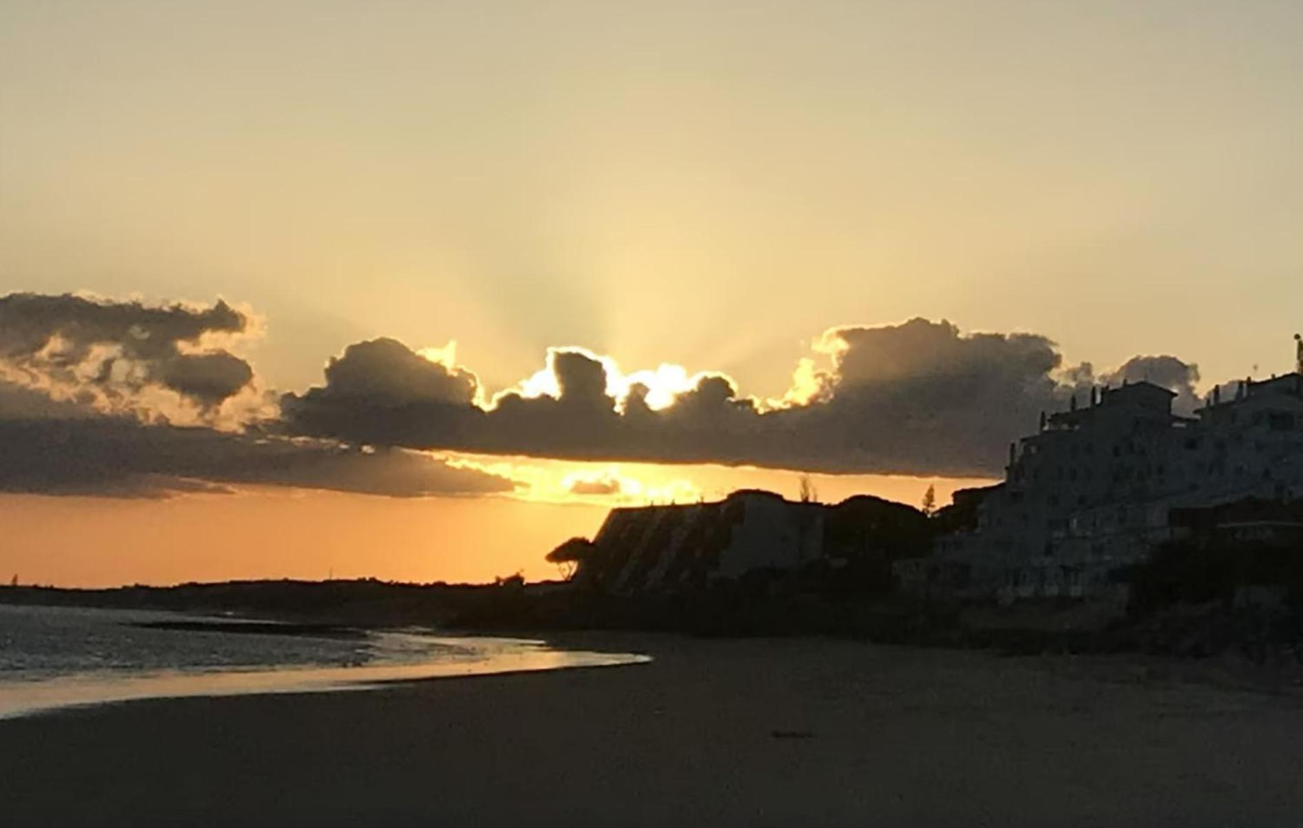 Chalet espectacular e independiente, primera línea de playa en Huelva