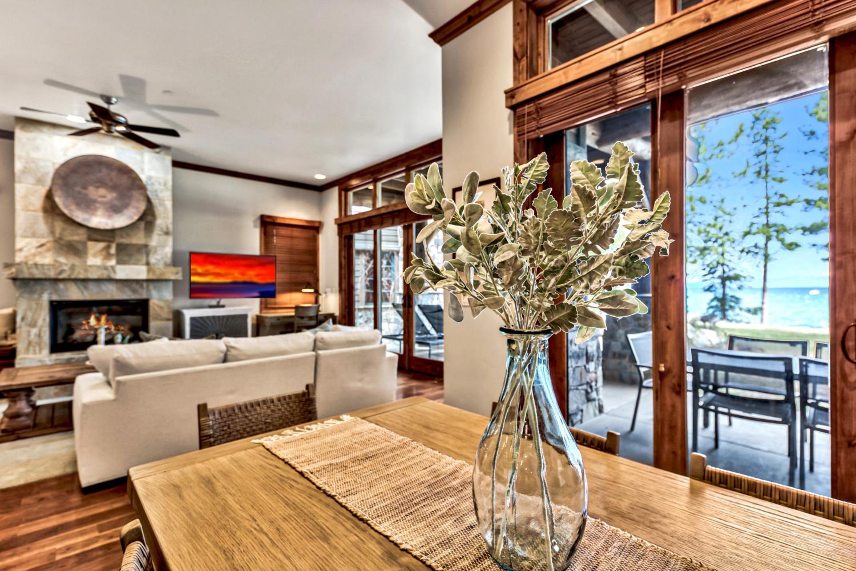 Lake Tahoe Vacations - Sierra Shores Five - Lakefront Comfort - Property Image 28