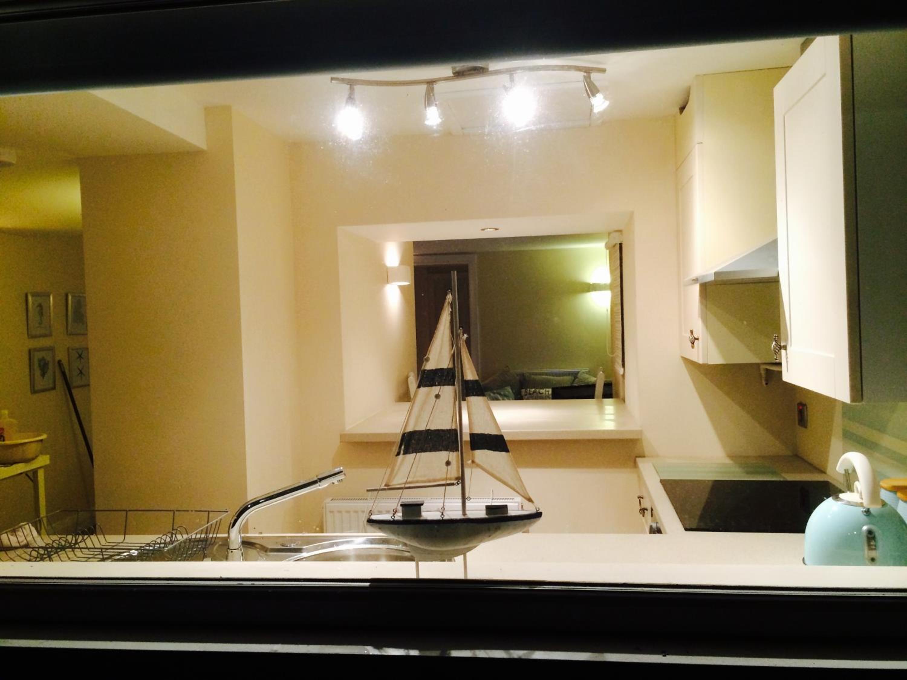 Superb Cintra Beachside Apartments