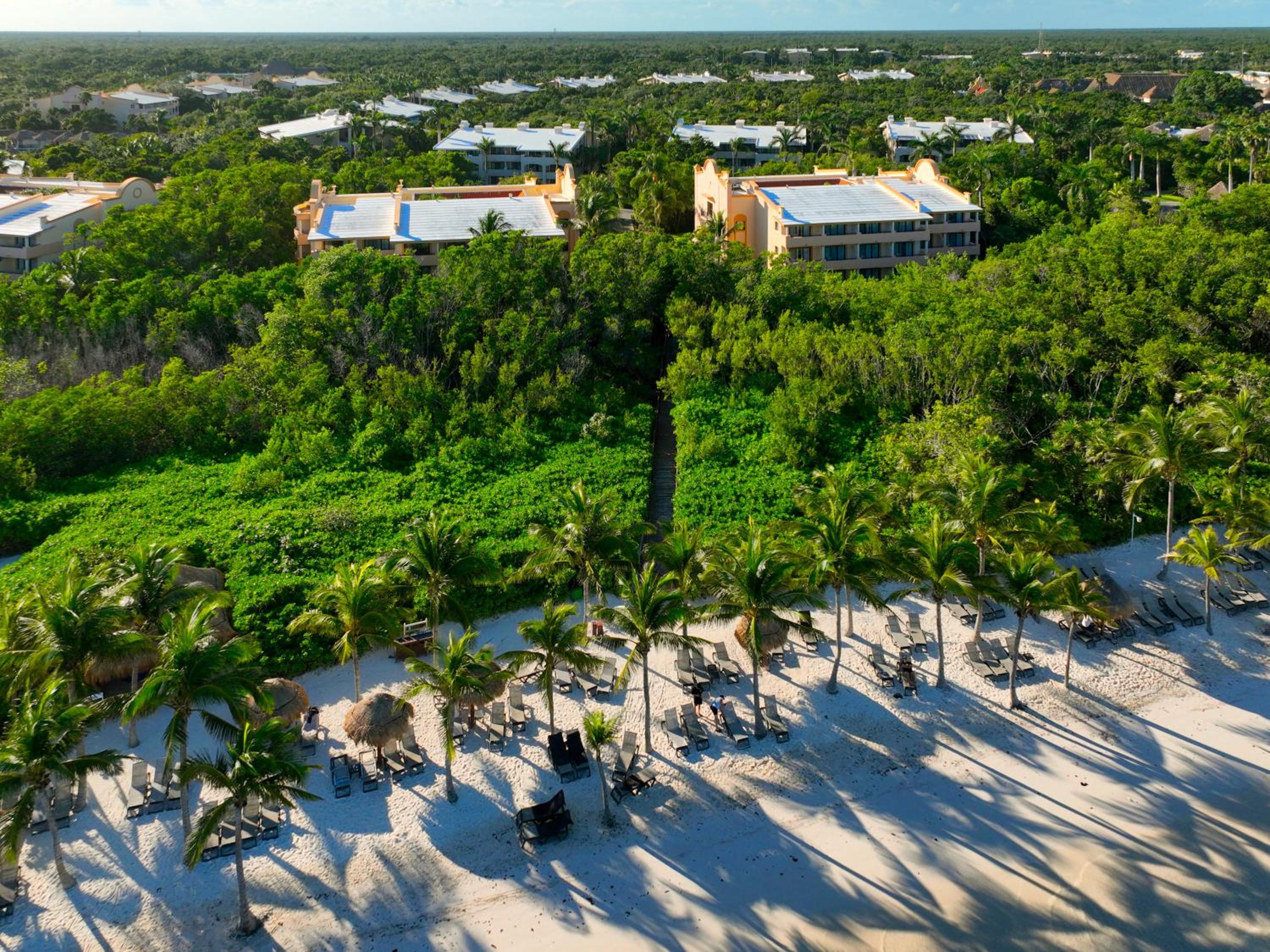 Grand Palladium Select White Sand Resort & Spa - All Inclusive view 2