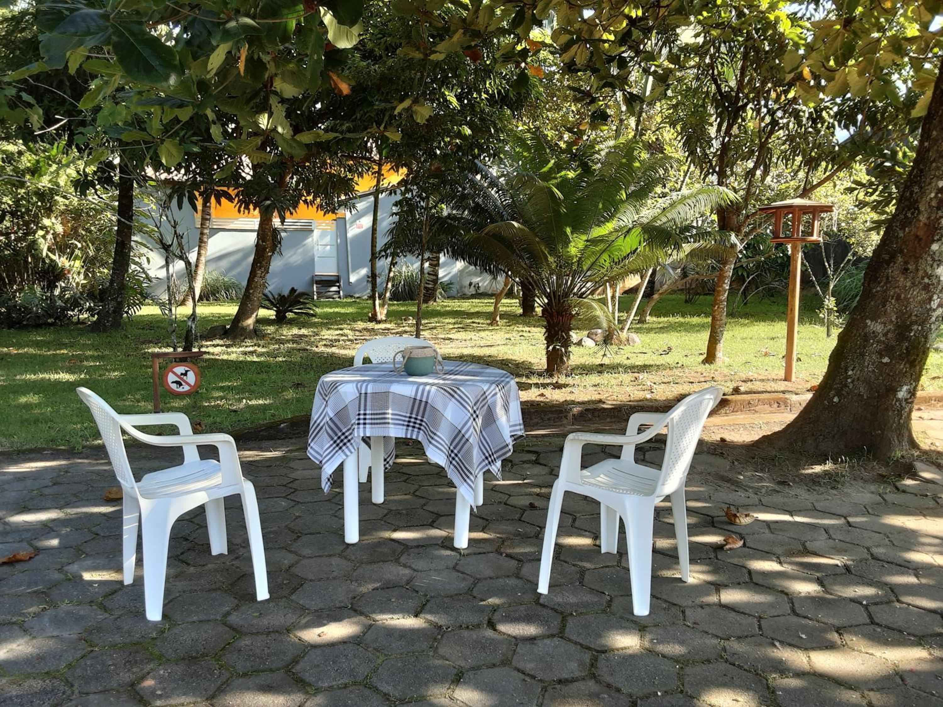 Casa de Praia Massaguaçu! Ao meio Áreas Arborizadas