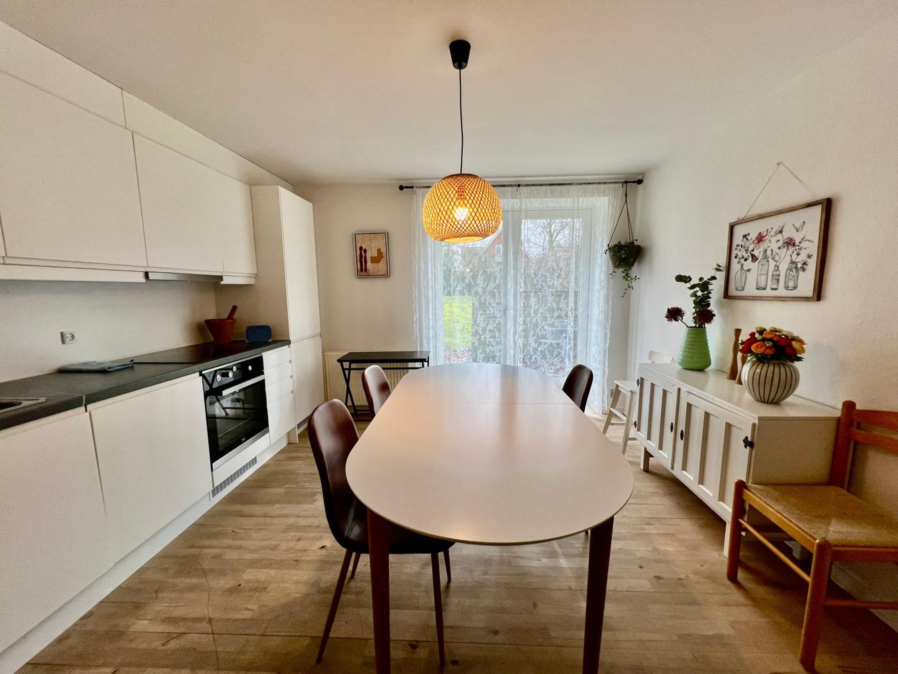 5 minute walk to LEGO house - 2 bedrooms 80m2 apartment with garden view 3