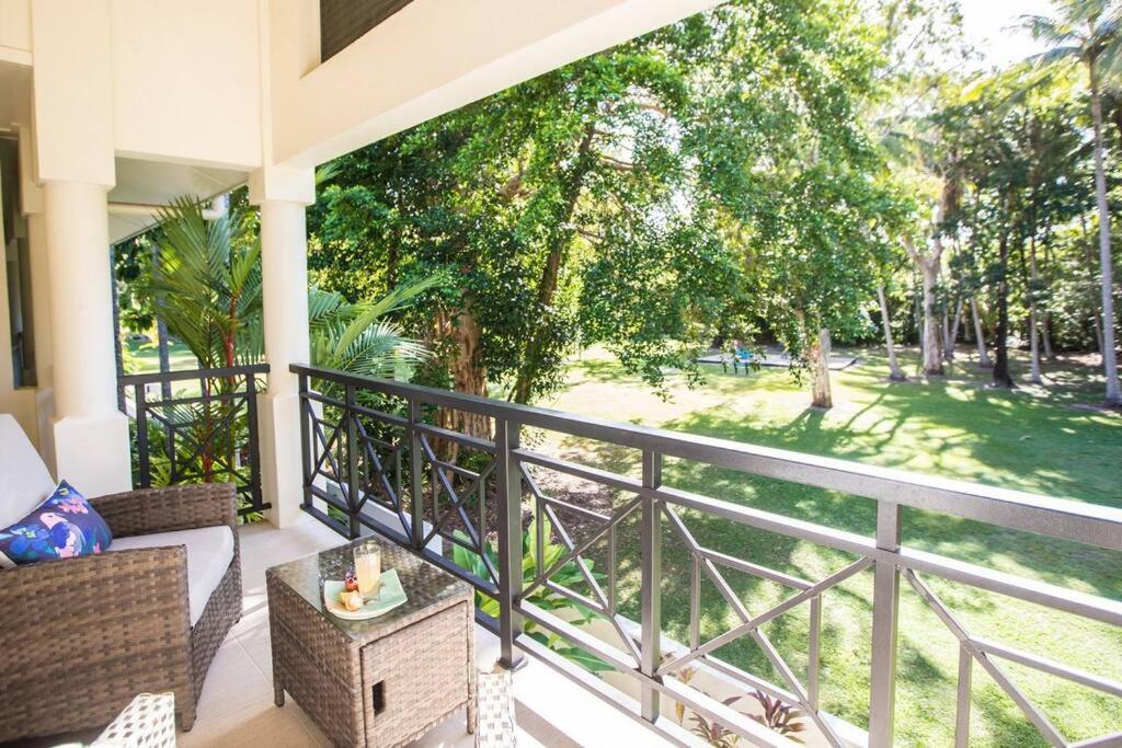 Amaroo Villa - Absolute Beachfront Port Douglas