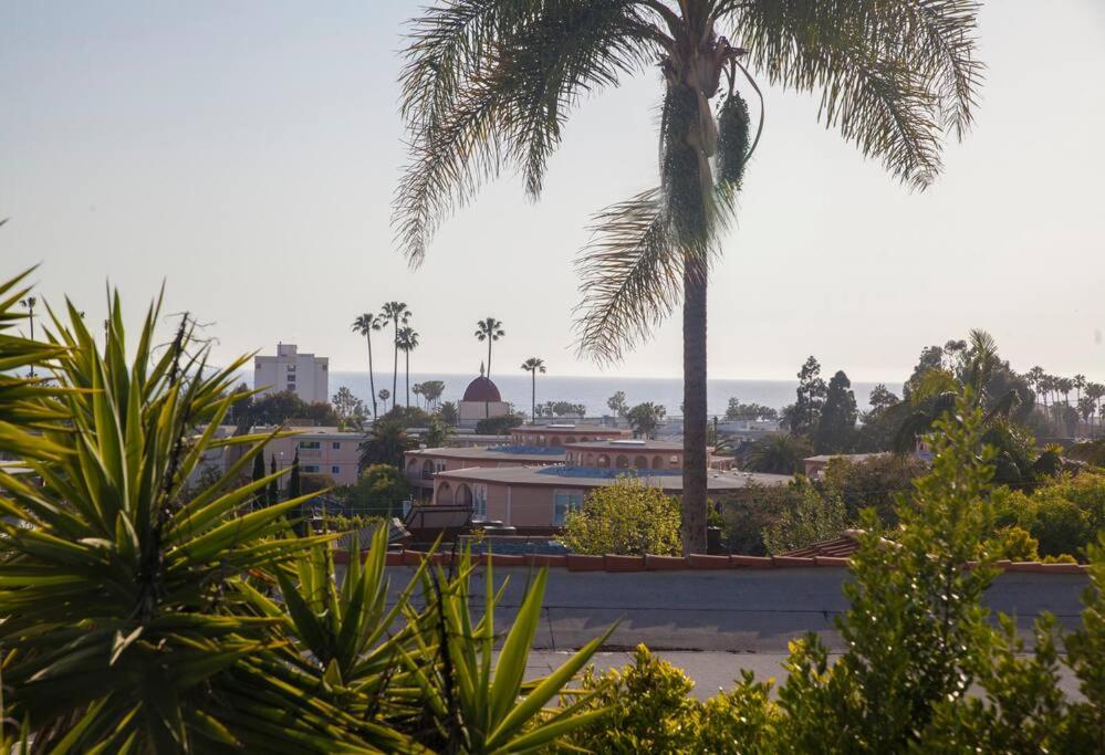 Elegant Ocean View Studio in Prime Santa Monica Location
