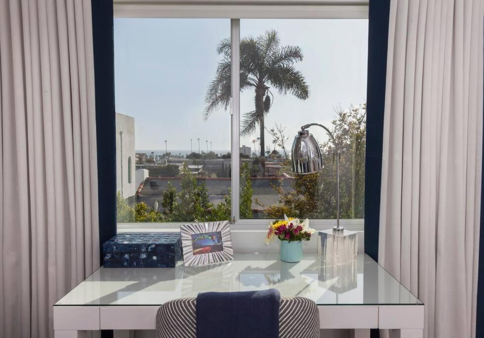 Elegant Ocean View Studio in Prime Santa Monica Location